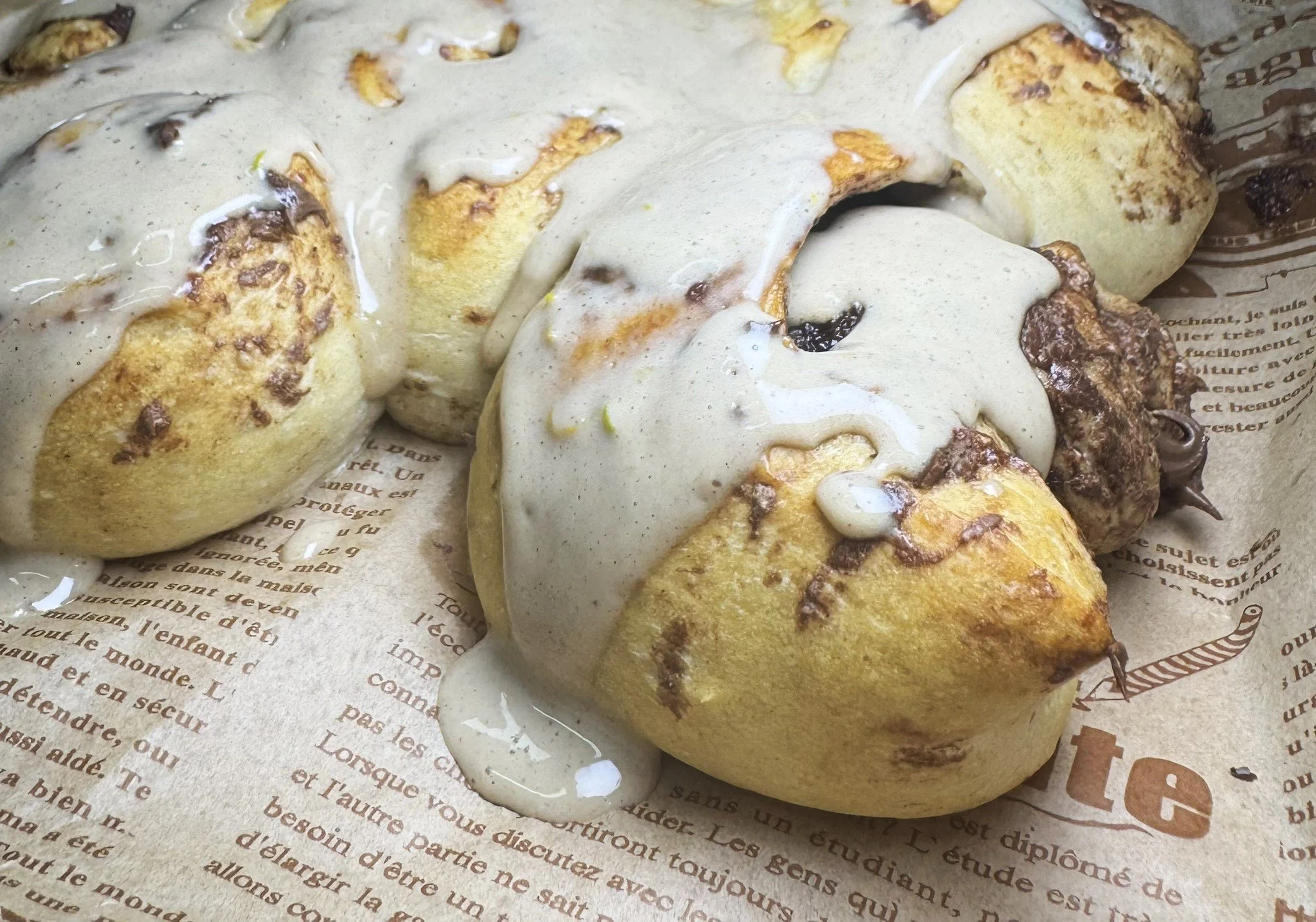 Cinnamon Rolls Μελομακάρονο