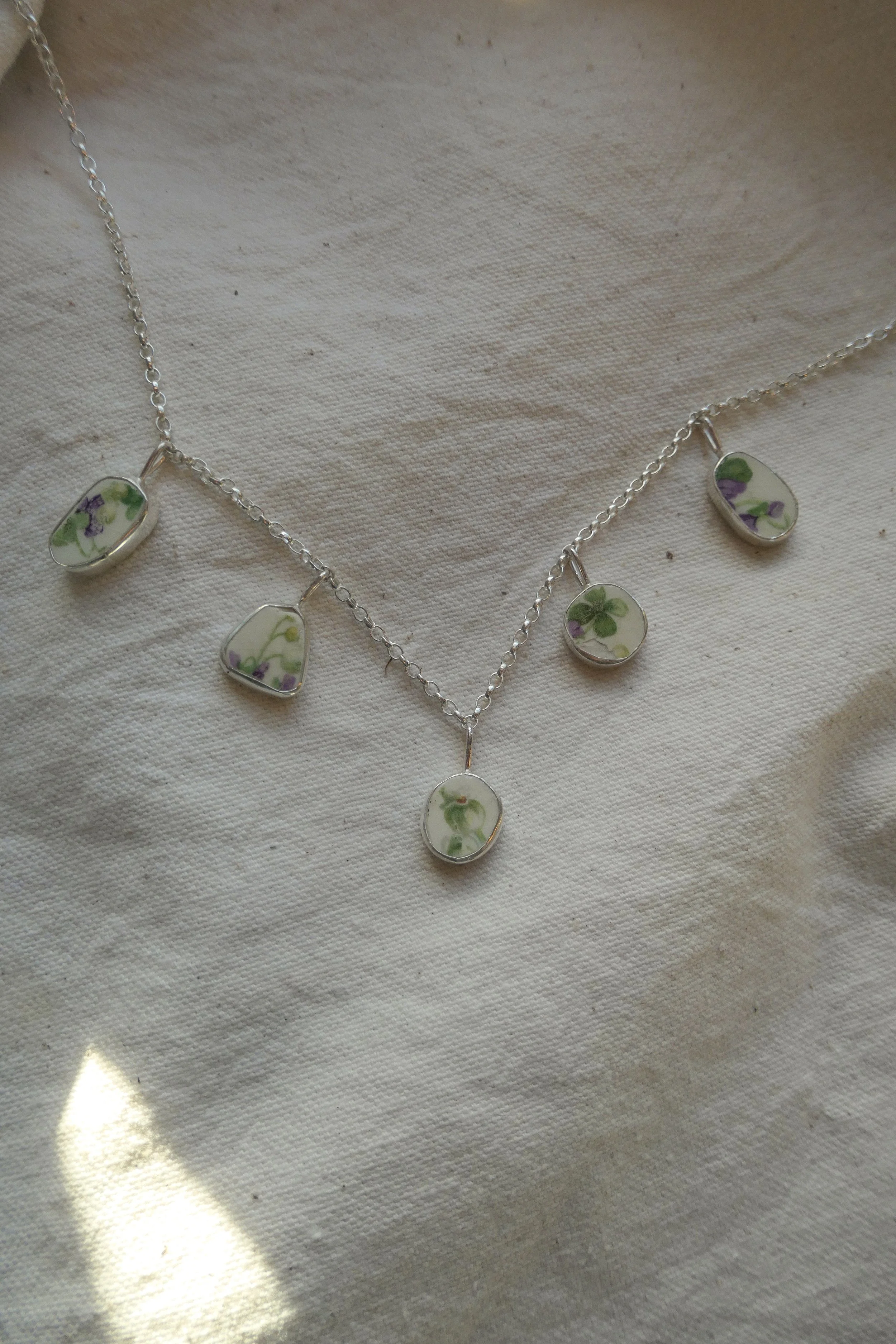 Harbury Necklace Floral Pottery