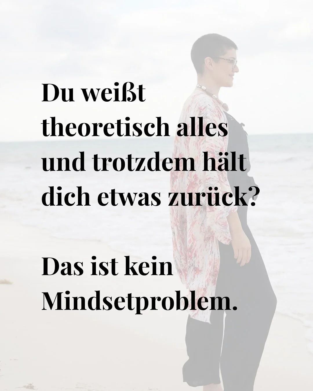 Du wei&szlig;t, was zu tun w&auml;re, aber du tust es nicht?

Dann liegt es nicht an deinem Mindset.
Und auch nicht daran, dass du noch nicht &bdquo;bereit genug&ldquo; bist.

🧠✨ Es liegt daran, dass dein Kopf und deine Emotionen nicht im Gleichklan