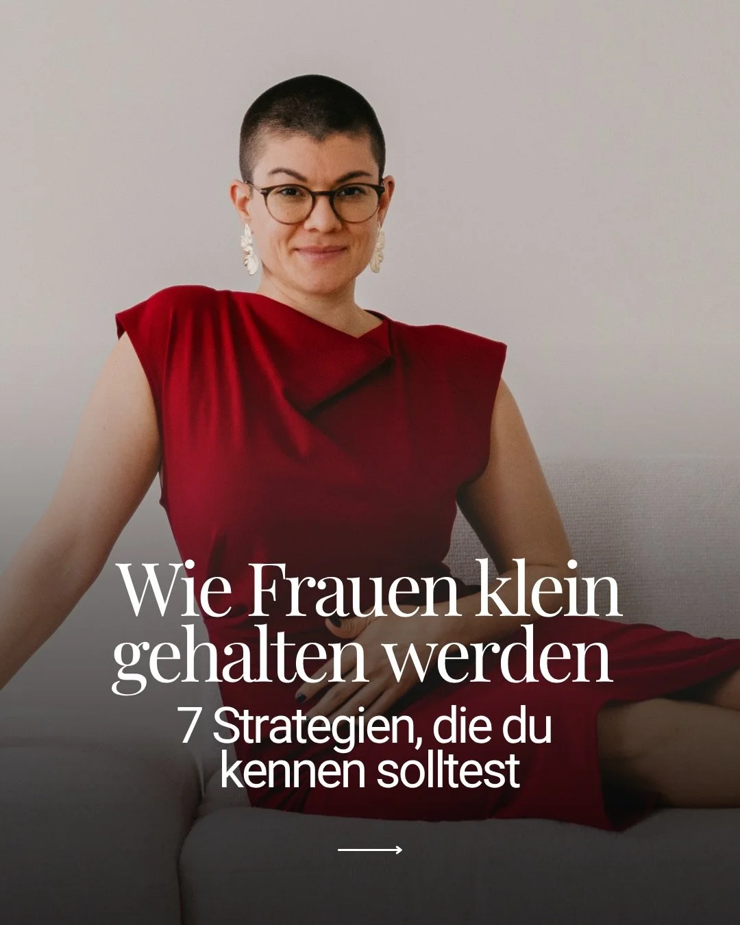 Die meisten Frauen werden nicht laut klein gehalten. 
Sondern subtil.

Zwischen den Zeilen. 
Sozial akzeptiert. 
Kaum greifbar.

Hier sind 7 Strategien, die du kennen solltest:
1️⃣ Kompetenz untergraben &bdquo;Hat sie genug Erfahrung?&ldquo;
2️⃣ Als 