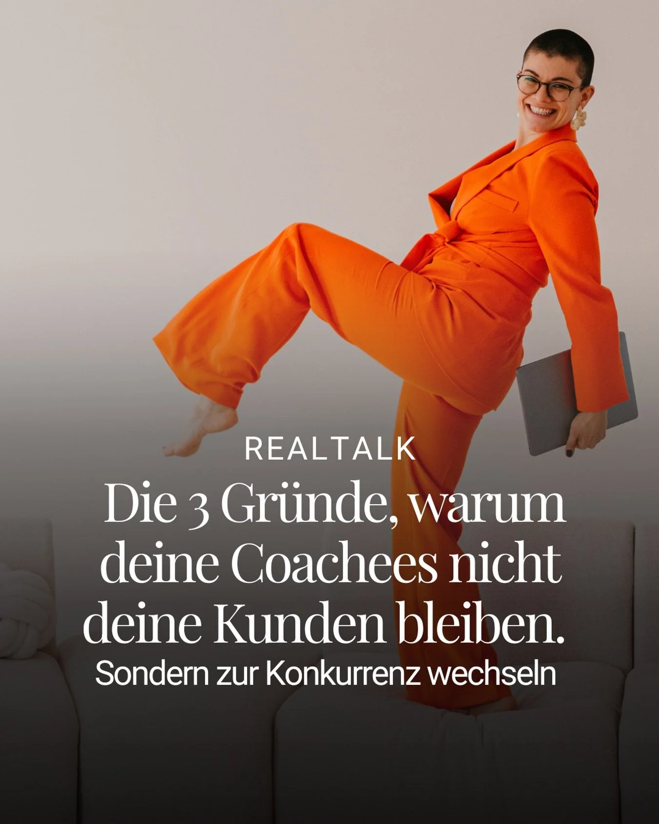 Gr&uuml;nde, warum deine Coachees dich verlassen
(und lieber bei anderen buchen)

Du denkst, es liegt am Preis?
Am Markt?
An zu viel Konkurrenz?
Nein.

𝟏. 𝐊𝐞𝐢𝐧𝐞 𝐬𝐩&uuml;𝐫𝐛𝐚𝐫𝐞𝐧 𝐄𝐫𝐠𝐞𝐛𝐧𝐢𝐬𝐬𝐞
Deine Sessions f&uuml;hlen sich gut an.