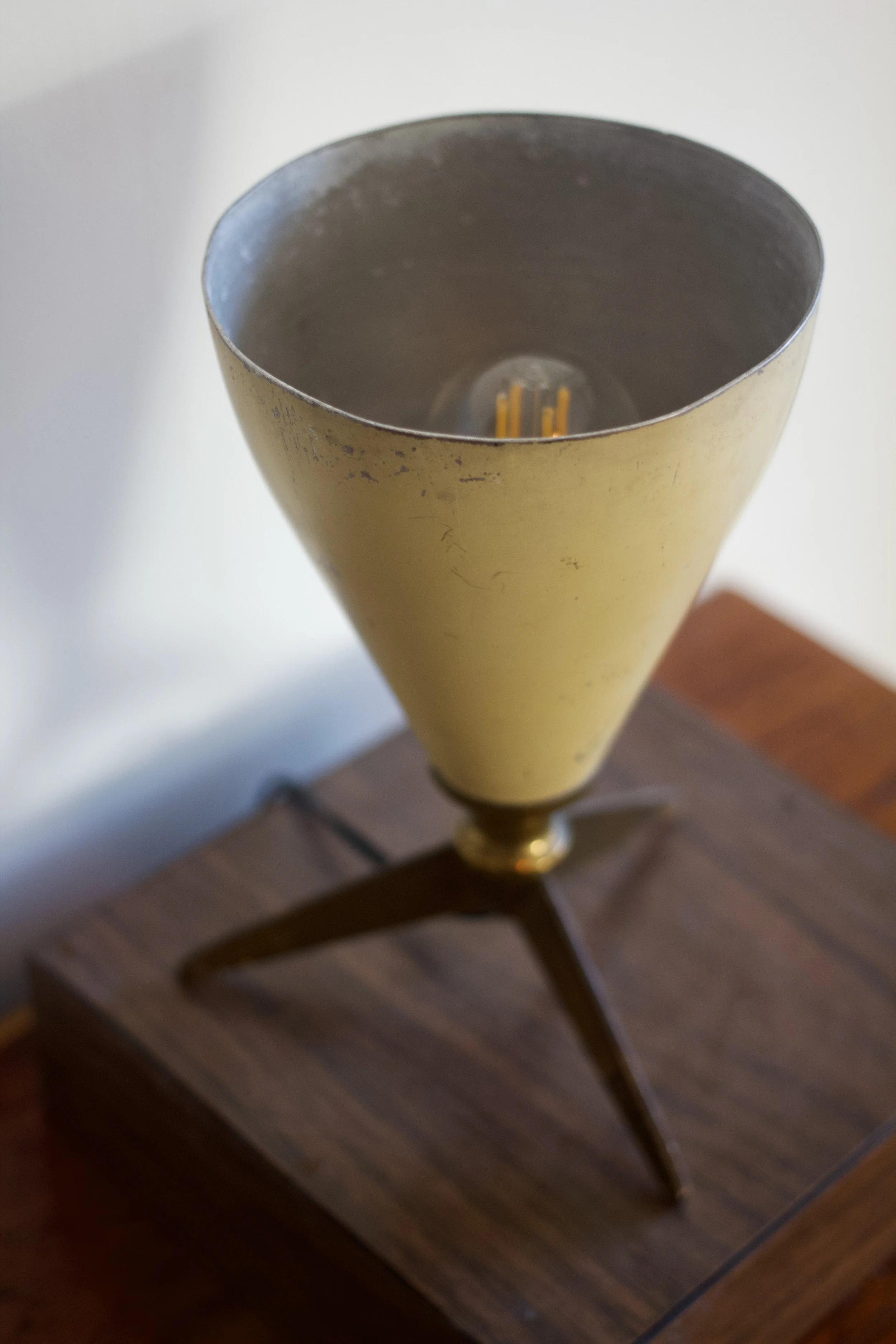 Tripod Table Lamp in the Manner of Stilnovo