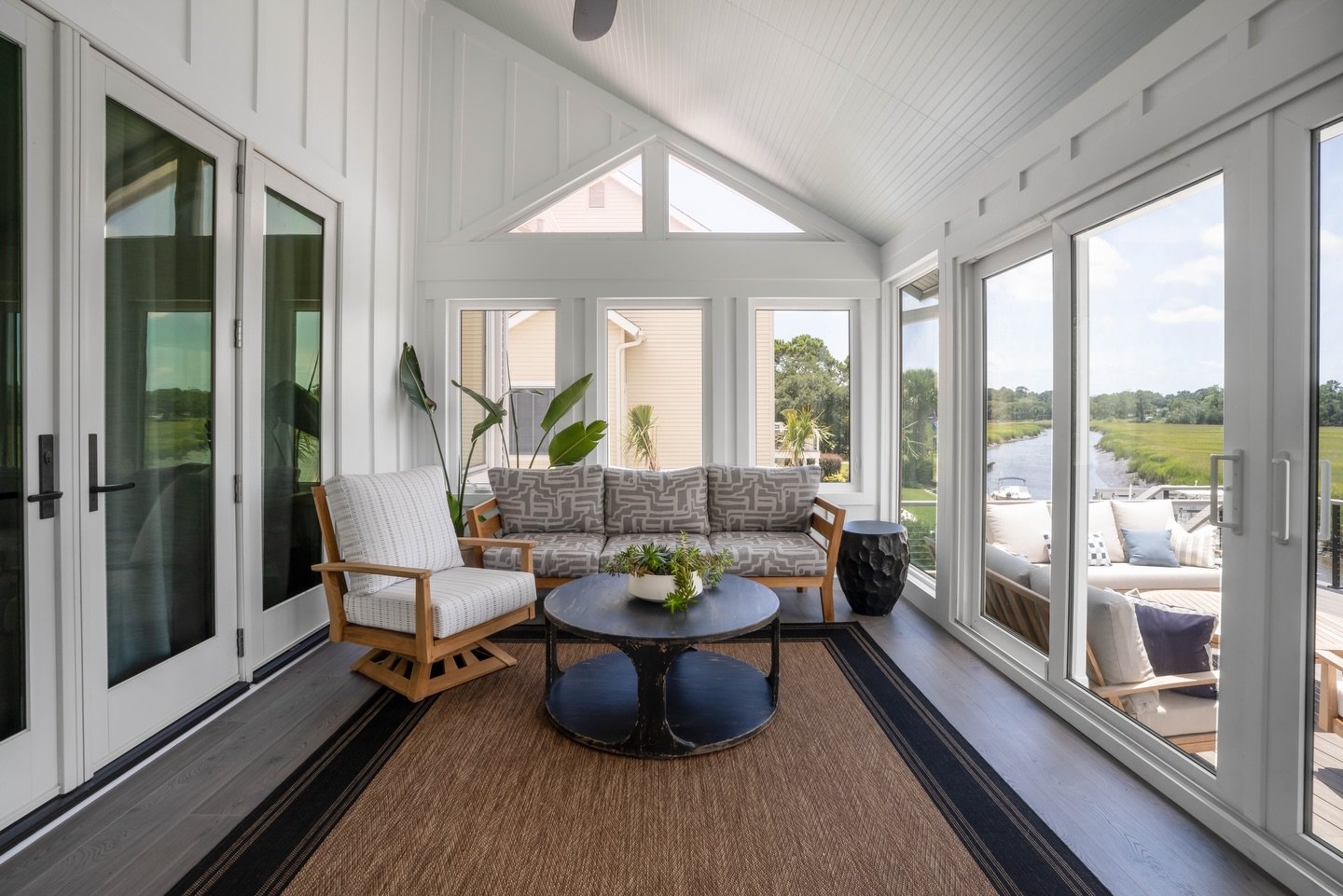It may be cold in Charleston right now, but this is the perfect season to start planning your dream summer porch. Take a look at some of our past builds for inspiration, and let&rsquo;s start creating your luxury outdoor living space today ☀️ 
📸: @s