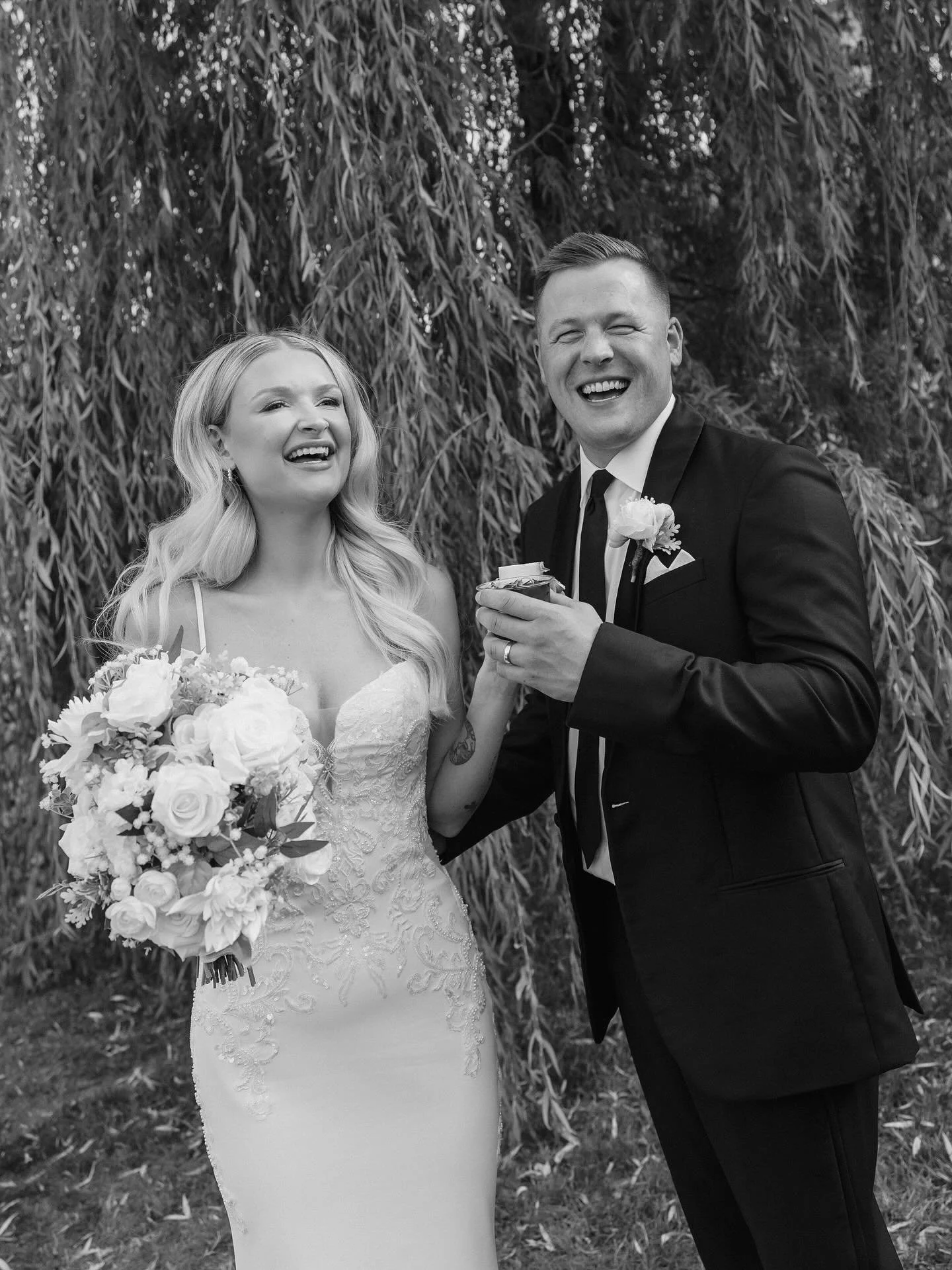 Forever swooning over this couple and getting to be a part of Brooke + Ben’s perfect dayππΎπΎ
Coordination: @kaylaskreations_207
Venue: @moonlitridgeevents
Photography: @mikaelakingphoto
Content Creation: @kaylaskreations_207 @kstorertv
Fl