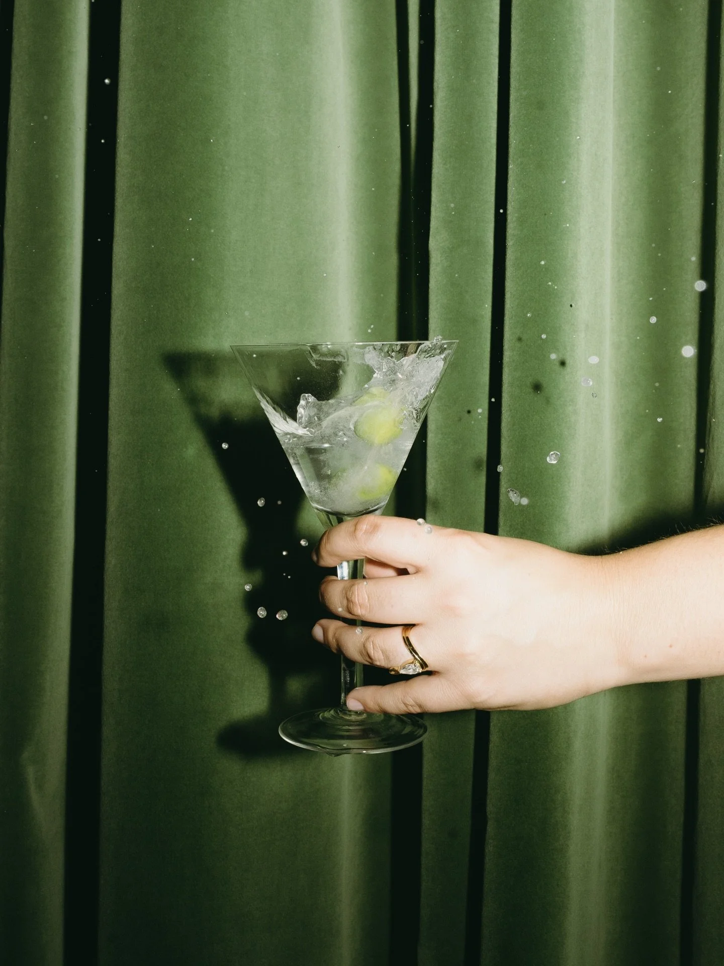 I still haven&rsquo;t come down from HOUSE OF DEZ 2026&hellip;
From the moment you walked in heartbeat ran through everything. It truly felt like stepping into something alive. Every detail, every corner you turned was a touch point of expression. I 