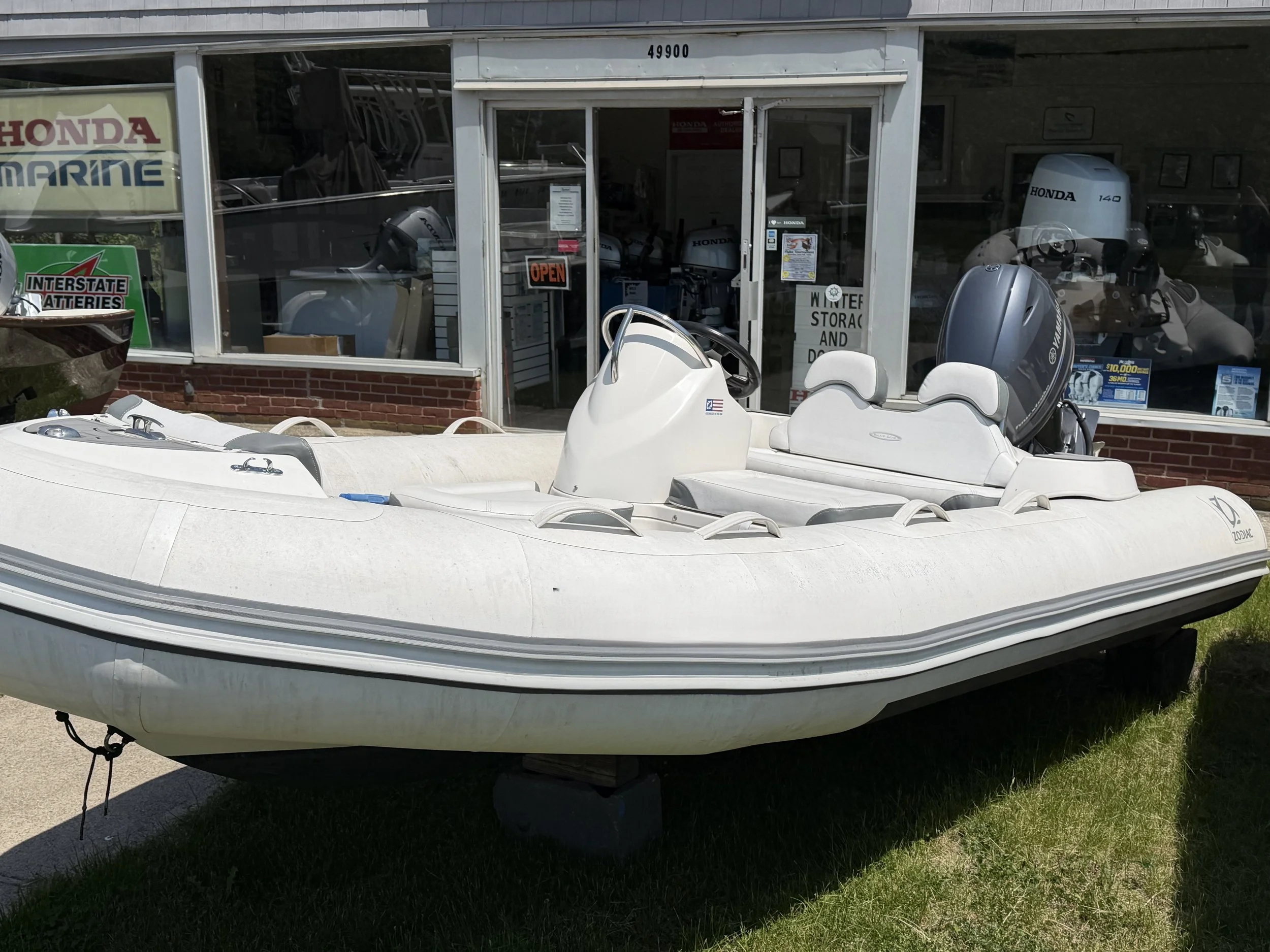 2022 Zodiac 440 Yachtline