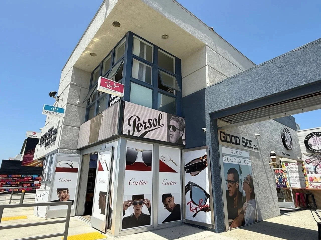 Built to Scale: How Vivid Graphic Solutions Executes Seamless Graphic Rollouts Across California