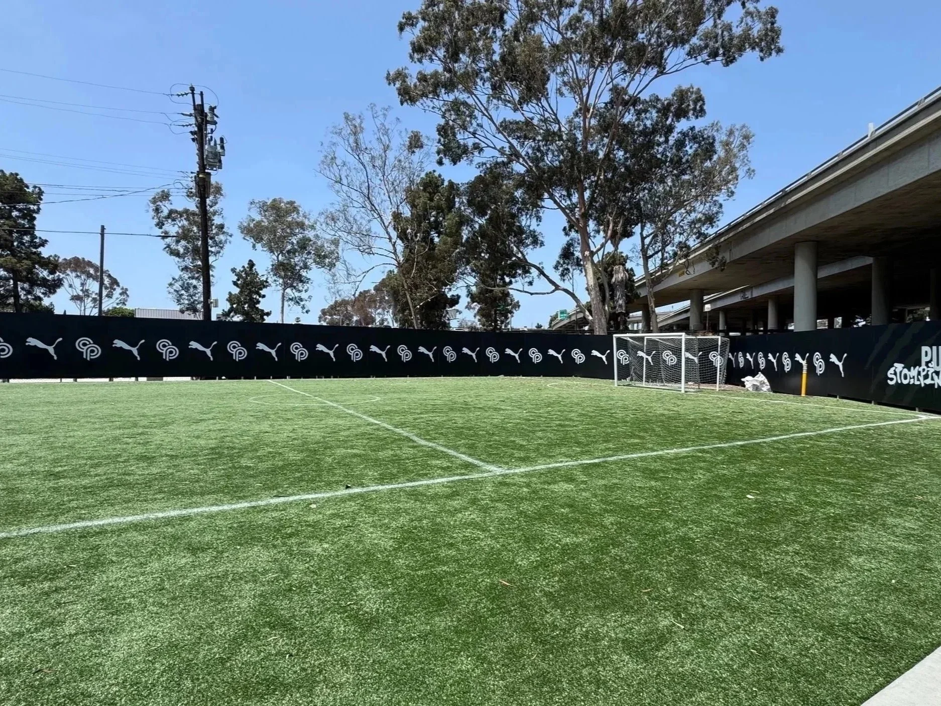 What Can Be Printed on a Flatbed Printer? A Guide for Retail &amp; Commercial Projects