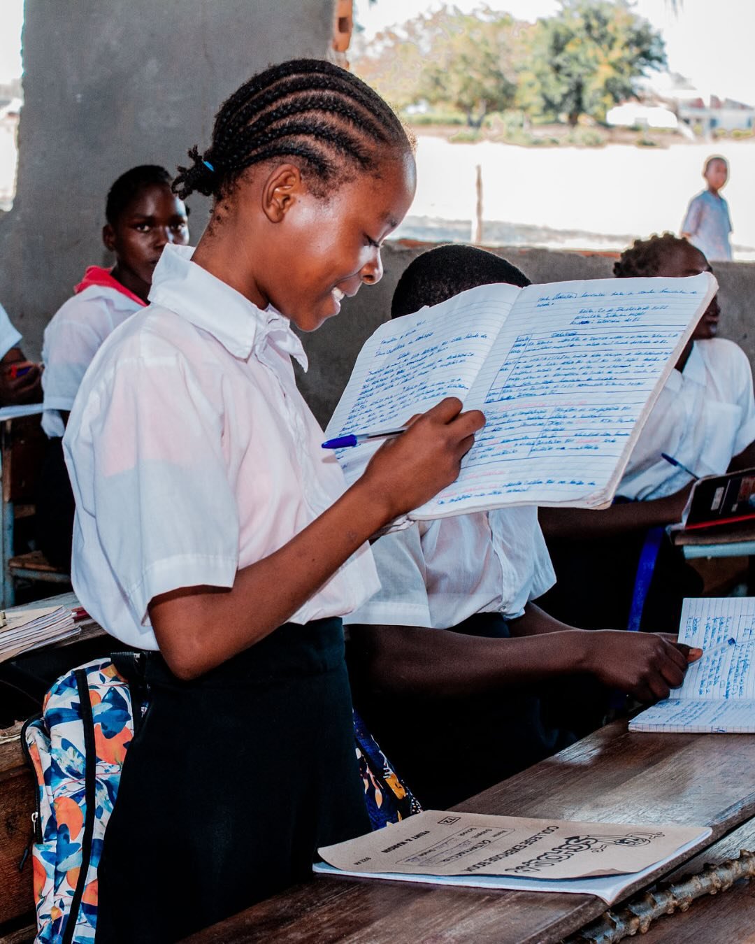 ✨Meet Dinam&aacute;rcia, a 14-year-old from Chivonguene.✨

&ldquo;I&rsquo;ve had the support of my sponsors. I&rsquo;ve gained a lot of motivation to study, and I&rsquo;m happy to know that there are people who believe in me. At my school, I like to 