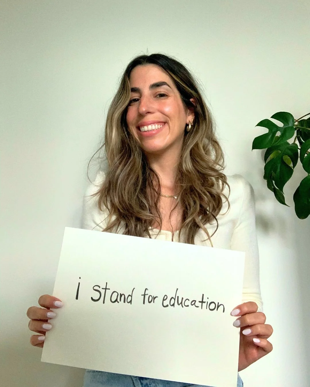 The #IStandForGirls Campaign is almost here! Together, we&rsquo;re getting ready to send girls in Mozambique to school for the year ahead. 📚

When you choose to stand for girls, you&rsquo;re not just making education possible; you&rsquo;re helping c