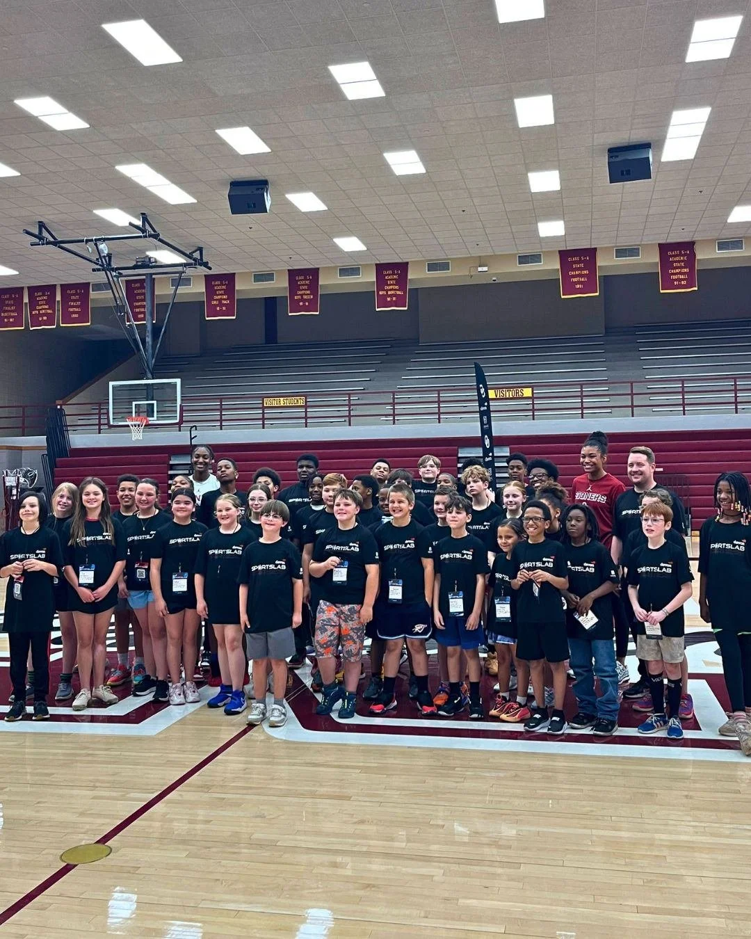 Putnam City balled out with Devon SportsLab 🏀

Over 120 students participated in this community event to hone their athletic skills and dive into the science behind it ⚛  Each student had the opportunity to learn from OU athletes and receive an auto
