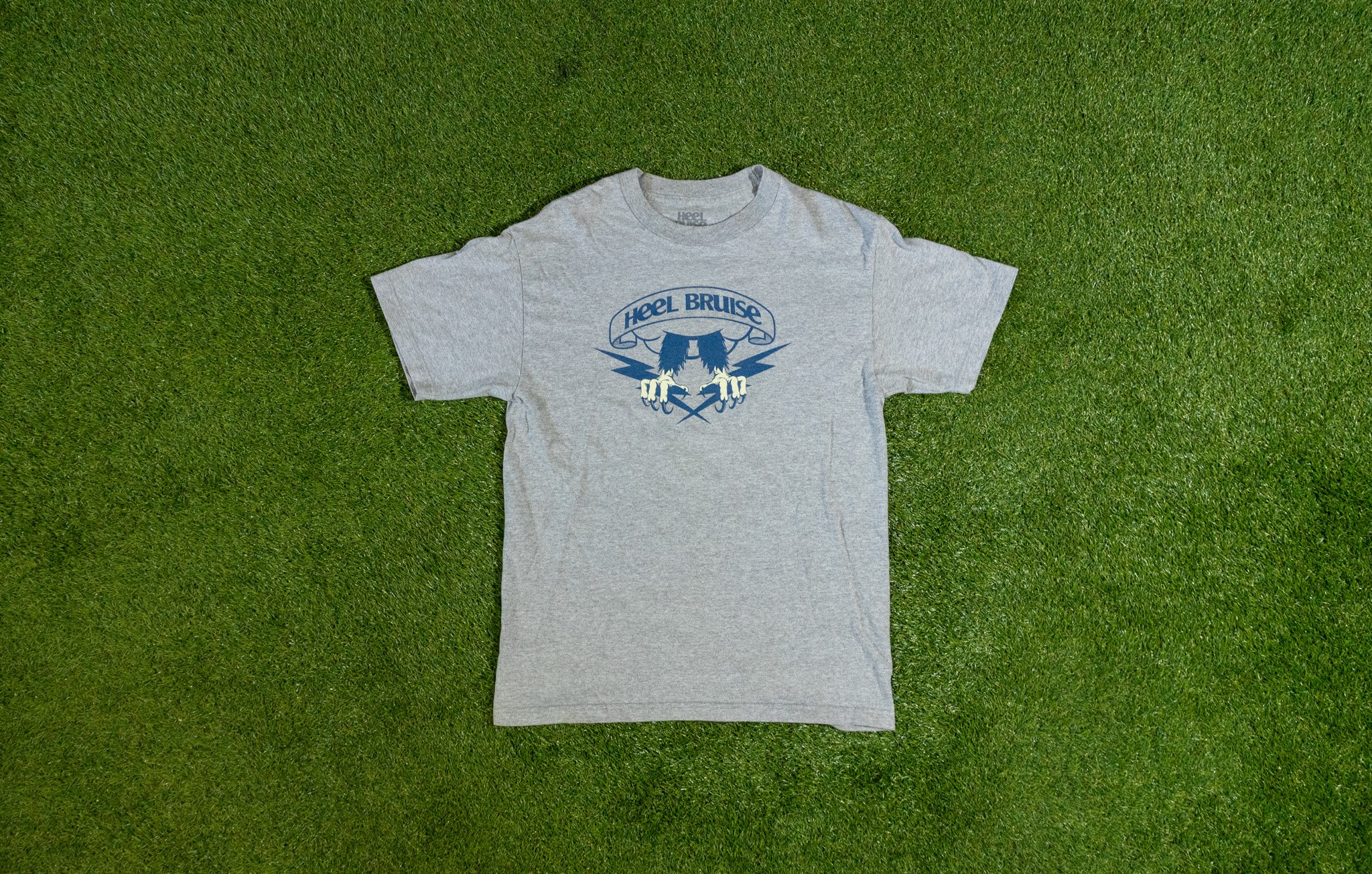 Heel Bruise Skateboarding T Shirt Claws Gray Size Large