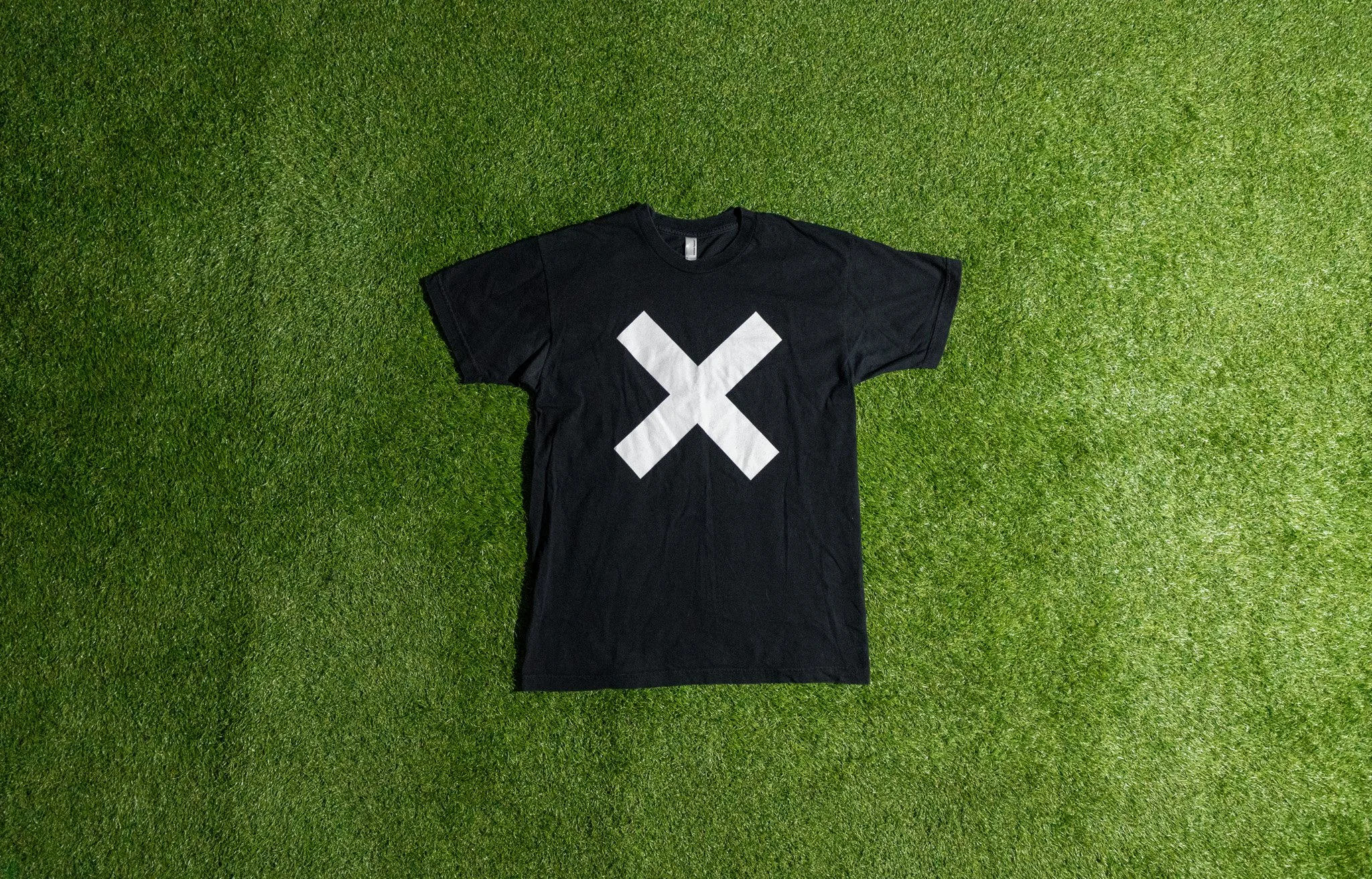 The XX Band First Studio Album T Shirt Black Size Medium