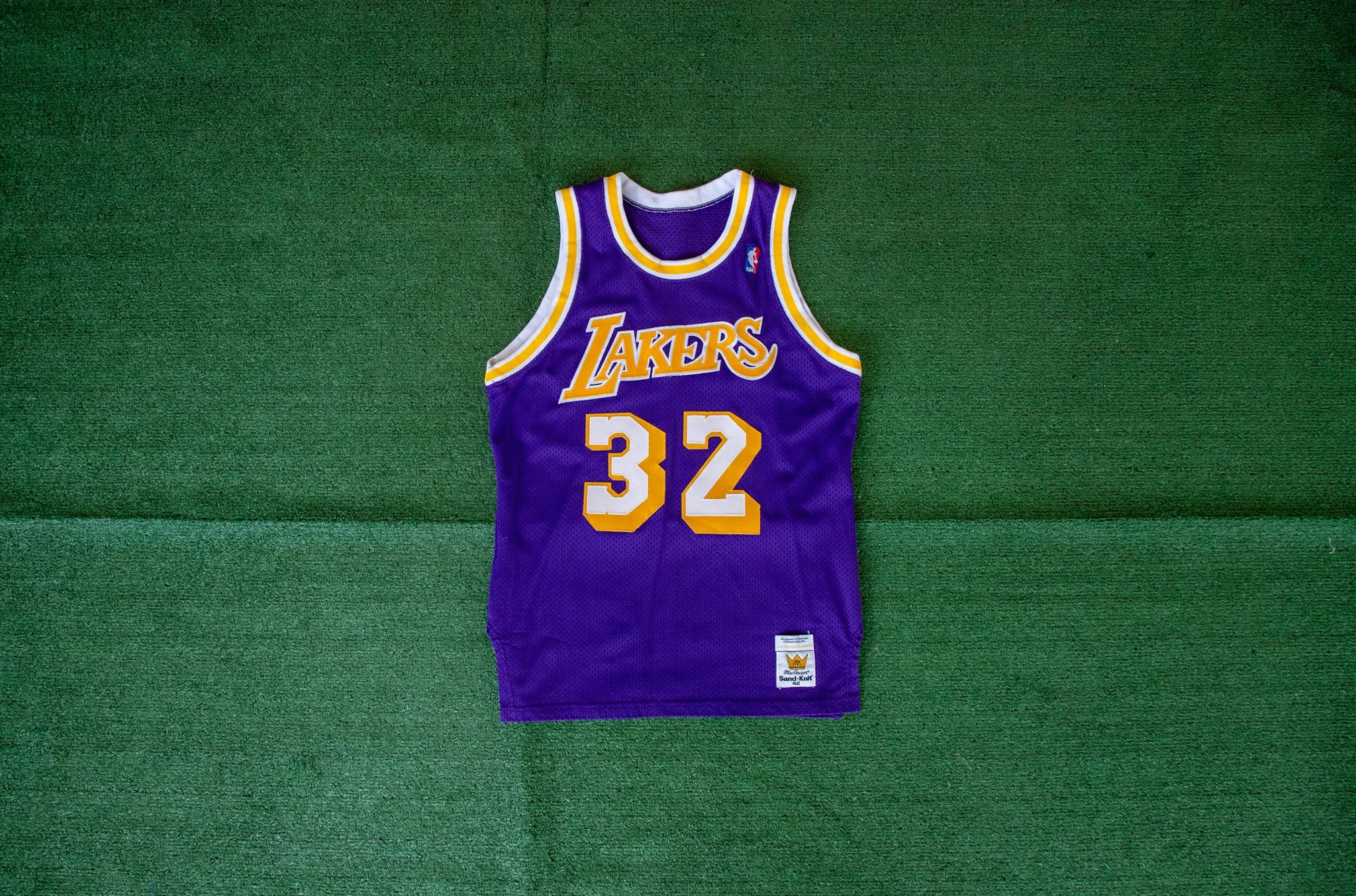 Vintage Los Angeles Lakers Magic Johnson #32 Jersey Sandknit Size Medium