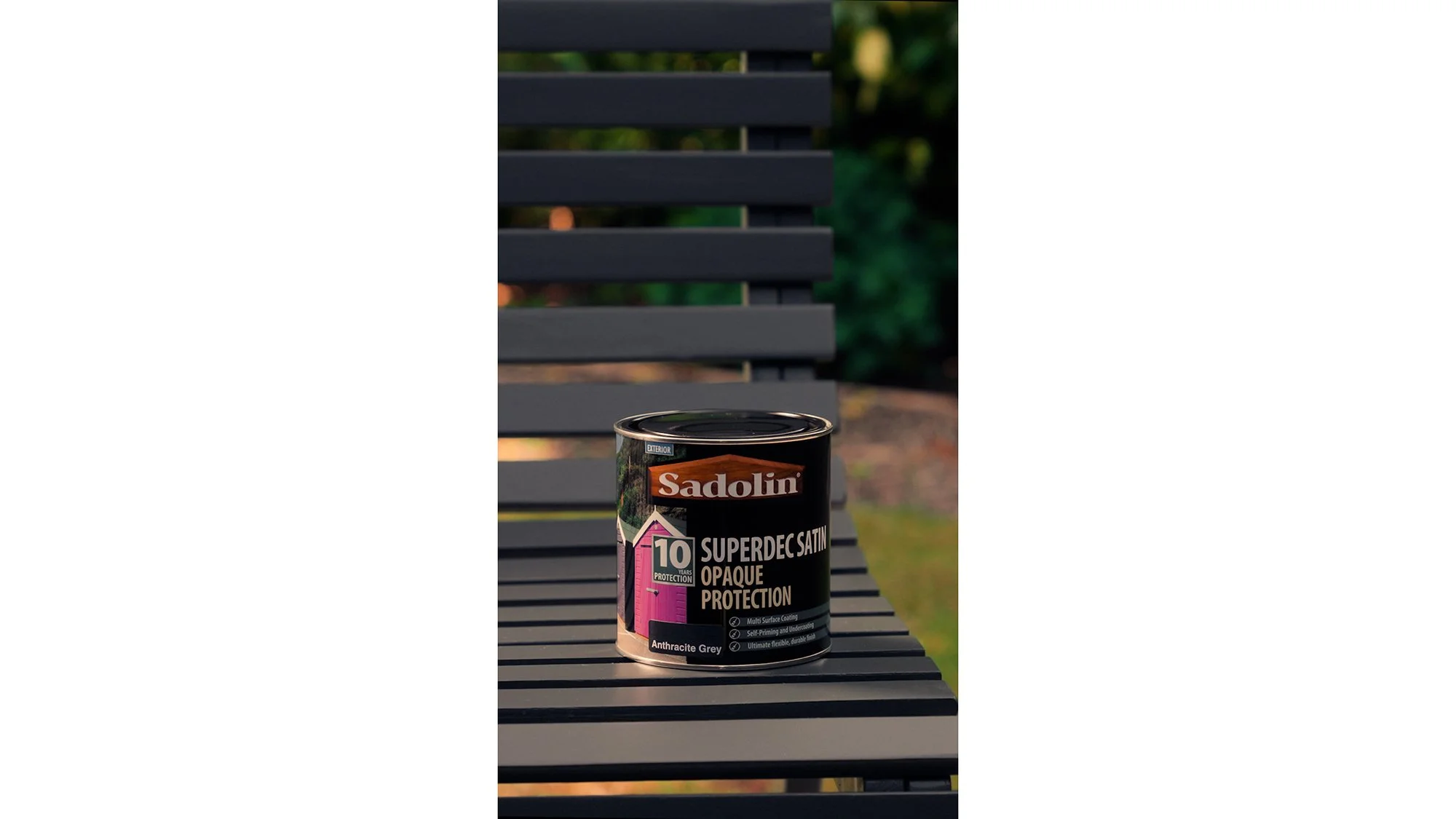 Crown: Sadolin Superdec Satin Anthracite Grey Application