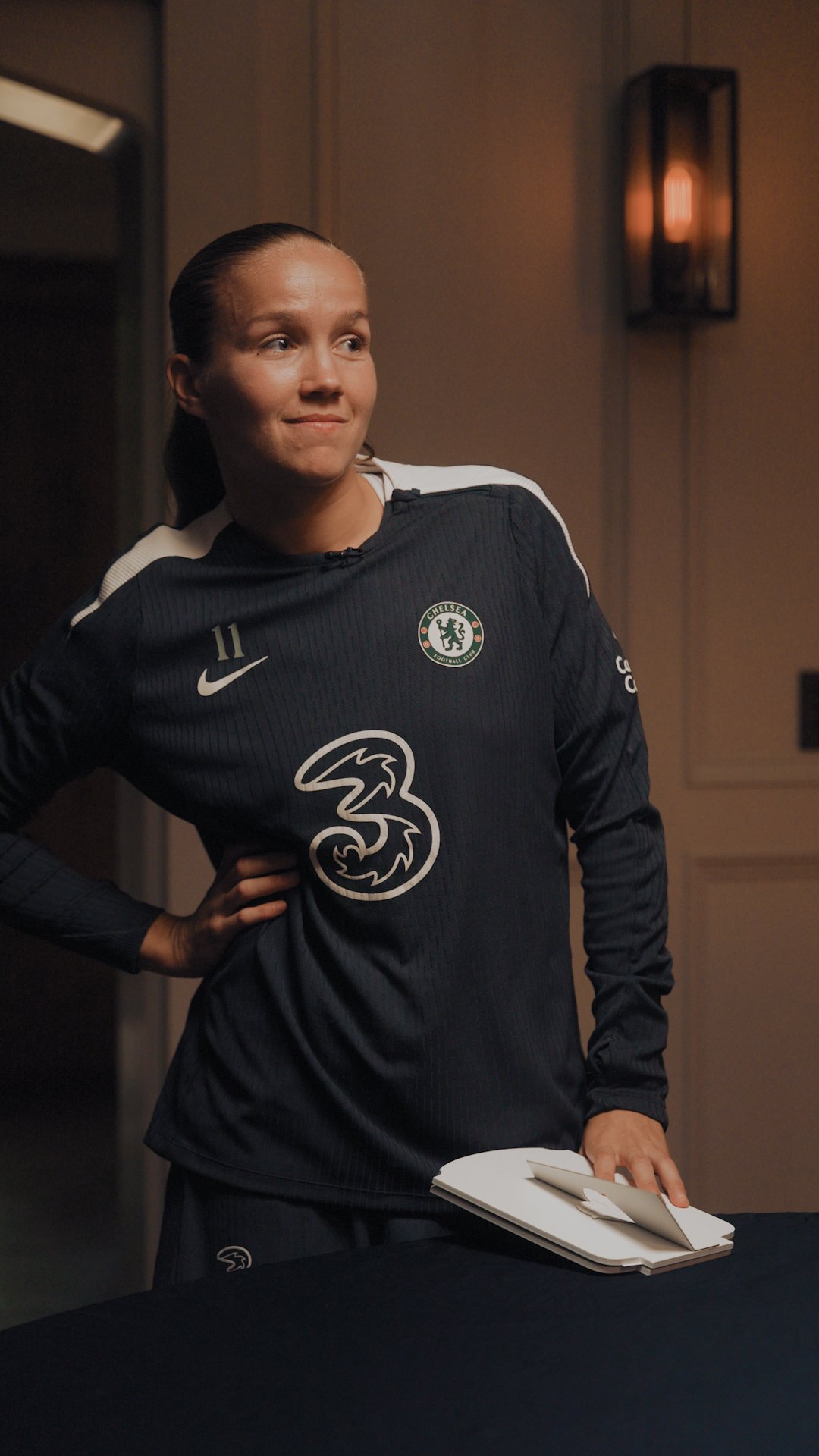 EA FC 26 x Chelsea FC Womens_Guess the Imposter_9x16_v4.00_02_41_03.Still007.jpg