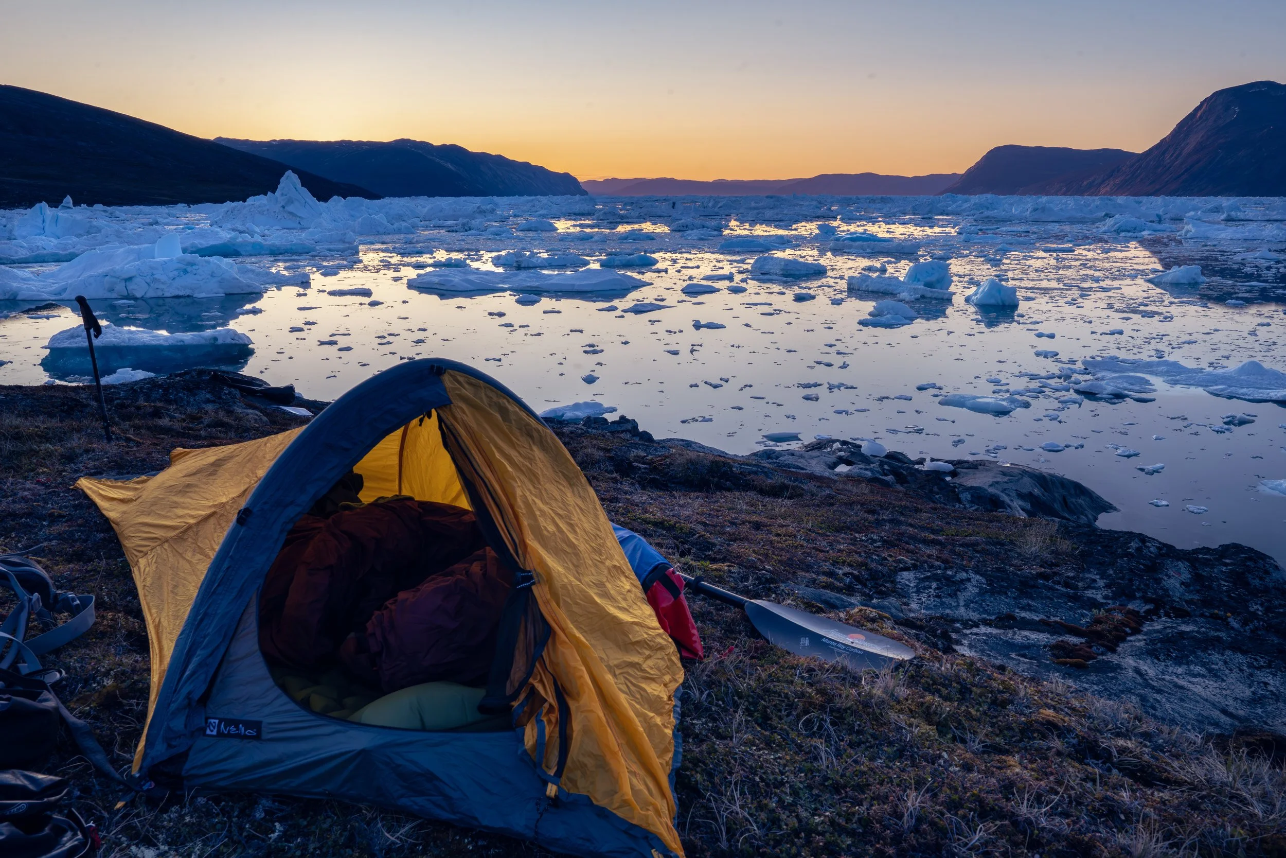 Greenland sleeping arrangements (an ill-chosen extra layer)