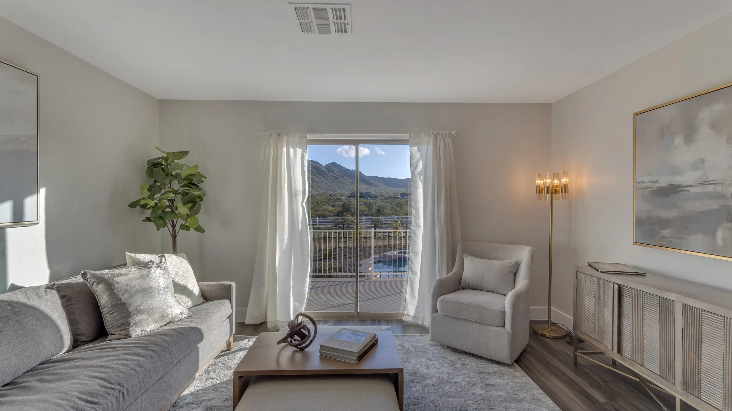 YvetteCraddockDesigns-Agent4M-QueenCreekLoft2-2023.jpg