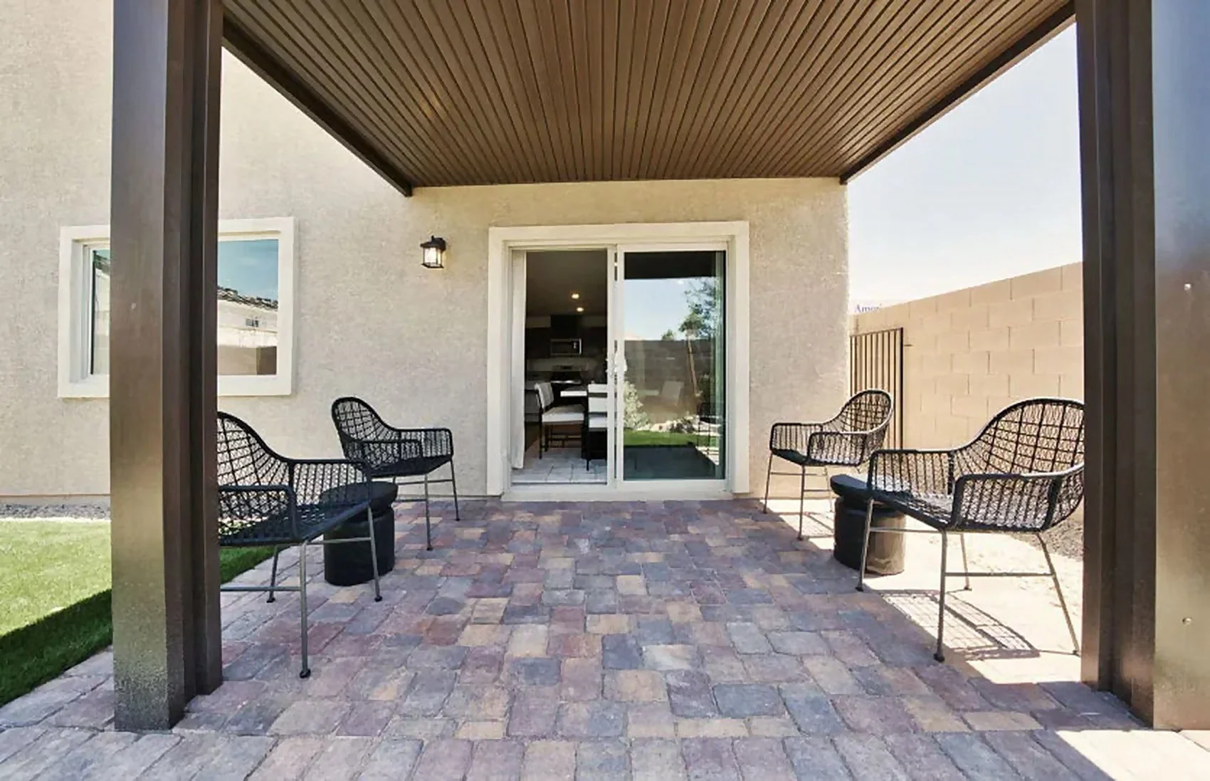 lp-interior-patio.jpg