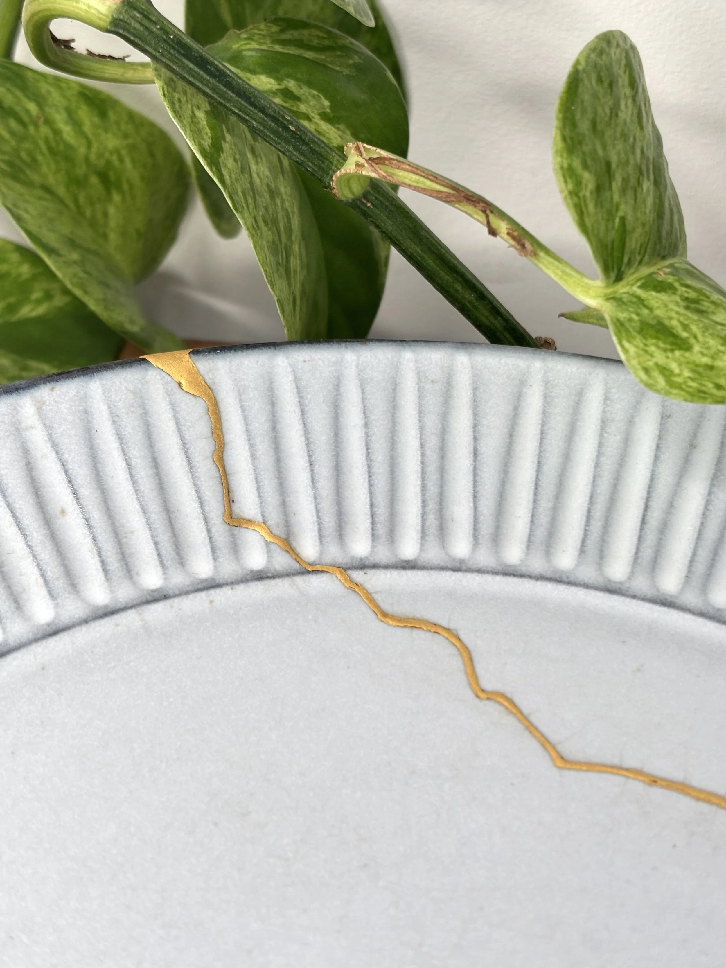 Assiette kintsugi - ORINASU JAPAN ANNECY