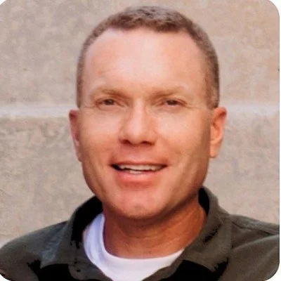 Matthew Turner Headshot