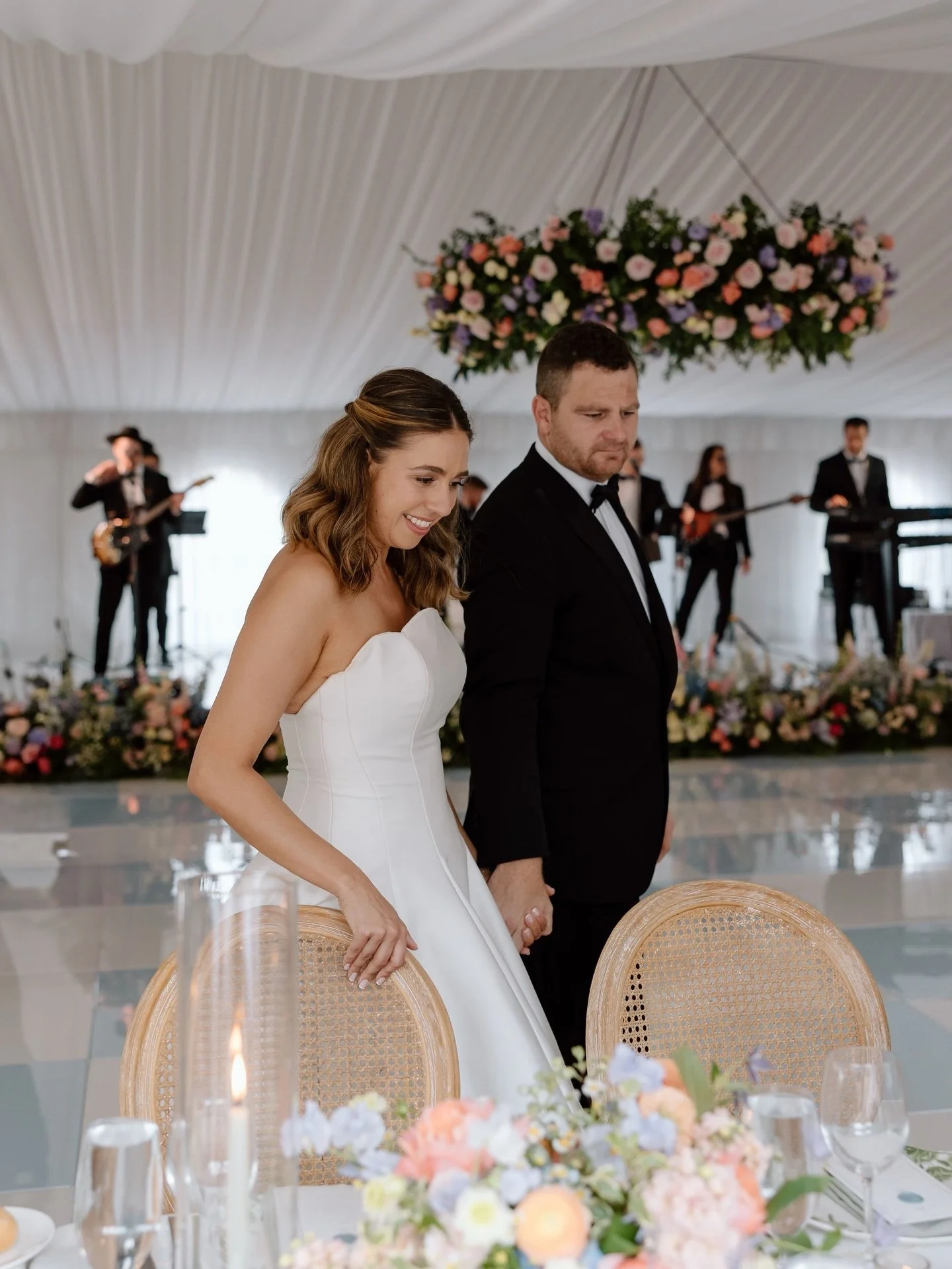 A design decision that quickly became the heart of the room ✨ This floral chandelier turned into the focal point of so many unforgettable moments!

Wedding Planner &amp; Designer - @fondlyfriedaevents
Venue - @thesantaluzclub
Photographer - @briberry