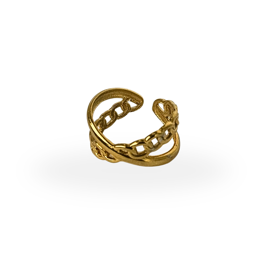 Crossed Links Gold Ring