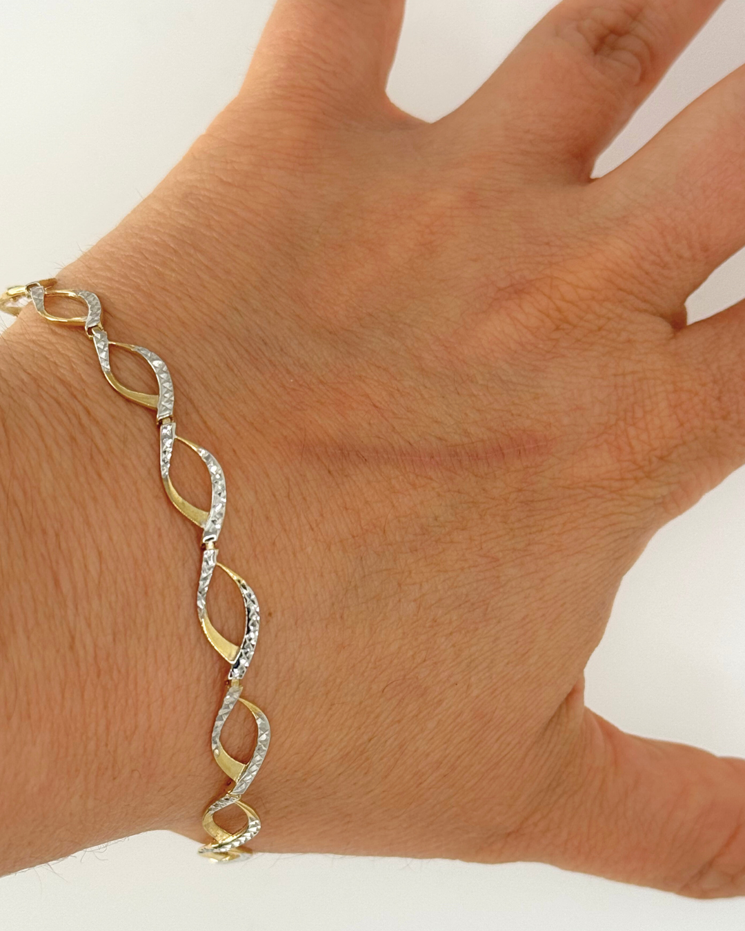 10k sparkly chain bracelet 495.png