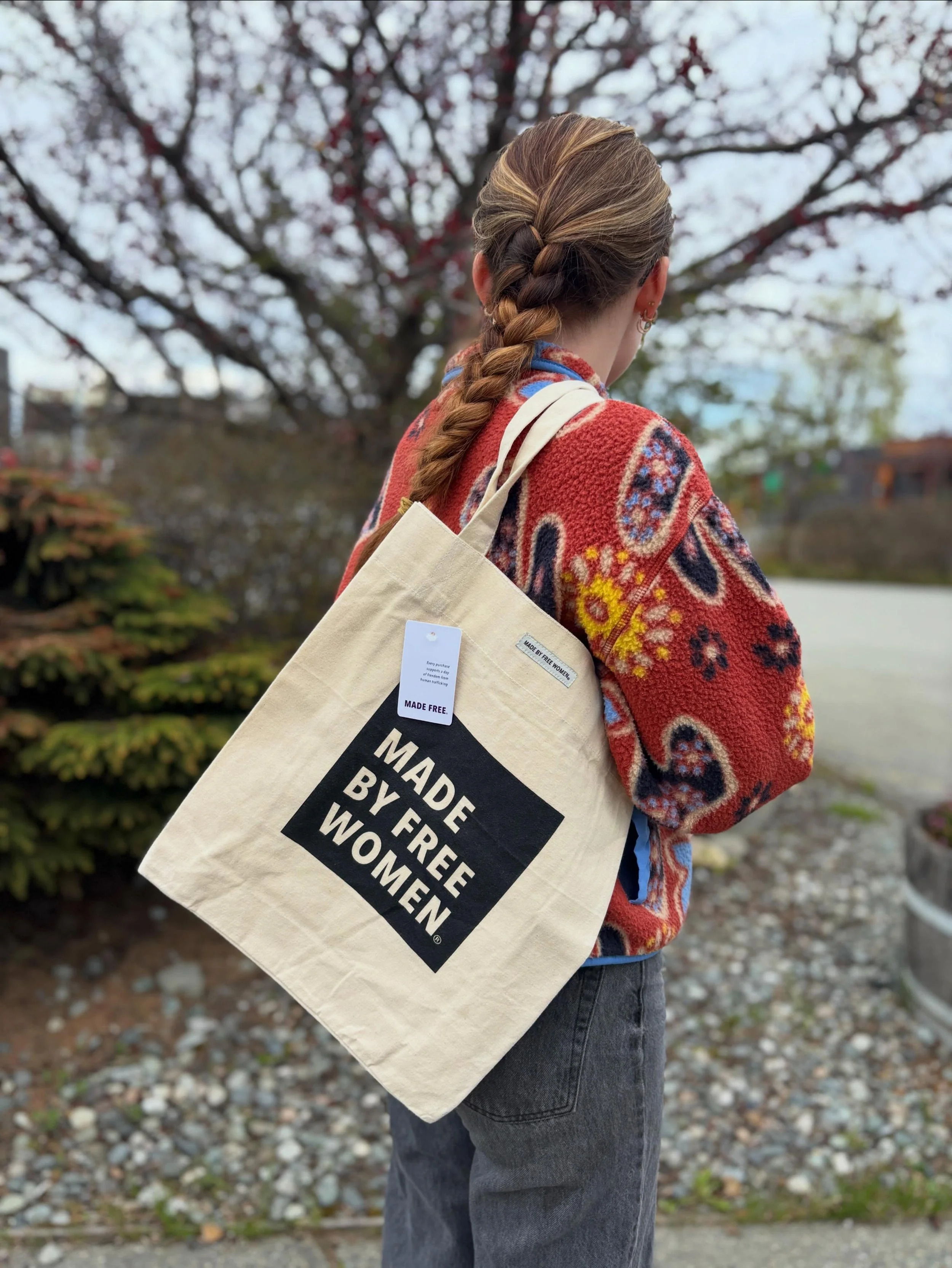 We have several new items stocked in our boutique, including these new totes from @madefree.co. MADE BY FREE WOMEN is a brand that empowers women in the world&rsquo;s most impoverished places through self-sustaining jobs that change lives. 

Looking 
