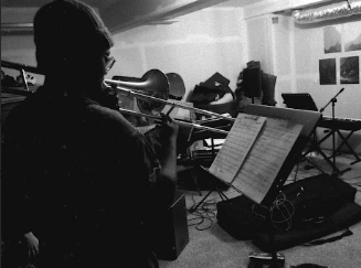 Live Music with Swing Syndicate
