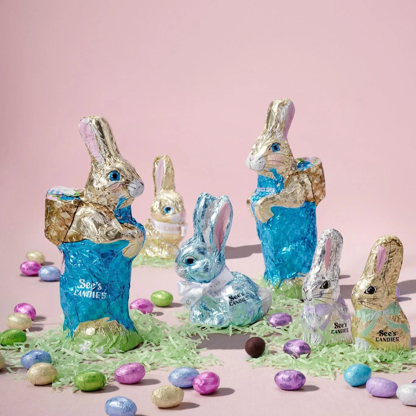 Easter sweetness has arrived!

The famous See&rsquo;s Candies chocolate bunnies are back at Kent Station &mdash; stop by before they hop away.

See&rsquo;s Candies &ndash; Kent Station
