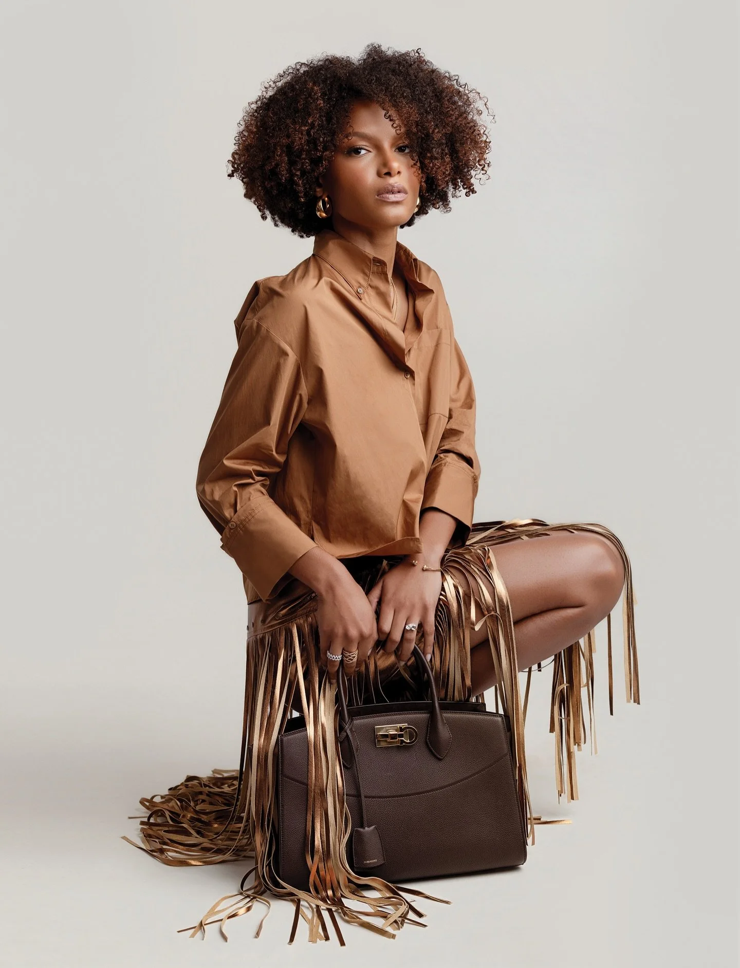 Shot for @missionhillscitylifestyle. 🔥 

Photographer @emmaleerathsam 
Makeup @shanelisemua 
Jewelry @vincajewelry 
Clothing @hallskc @lagencefashion @twpclothing 
Handbag @ferragamo 
Model @elenakweber with @voicesandmodels