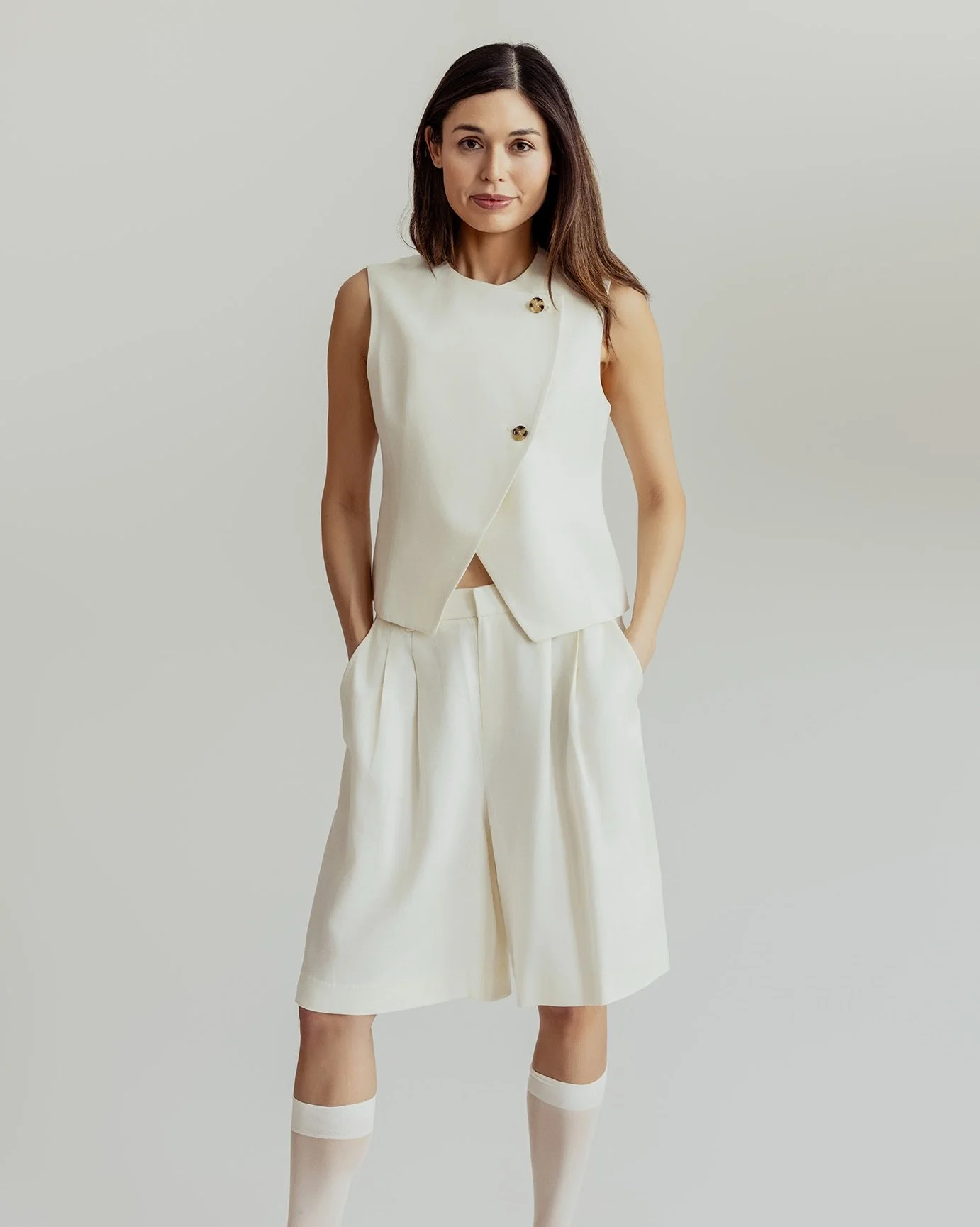 Loving this @blanca_studio look from @shop_clairvaux. 

Model @runhapaerica 
Clothing @shop_clairvaux 
Photographer @emmaleerathsam 
Agency @voicesandmodels 

#editorial #fashion #stylist #model #fashionphotographer