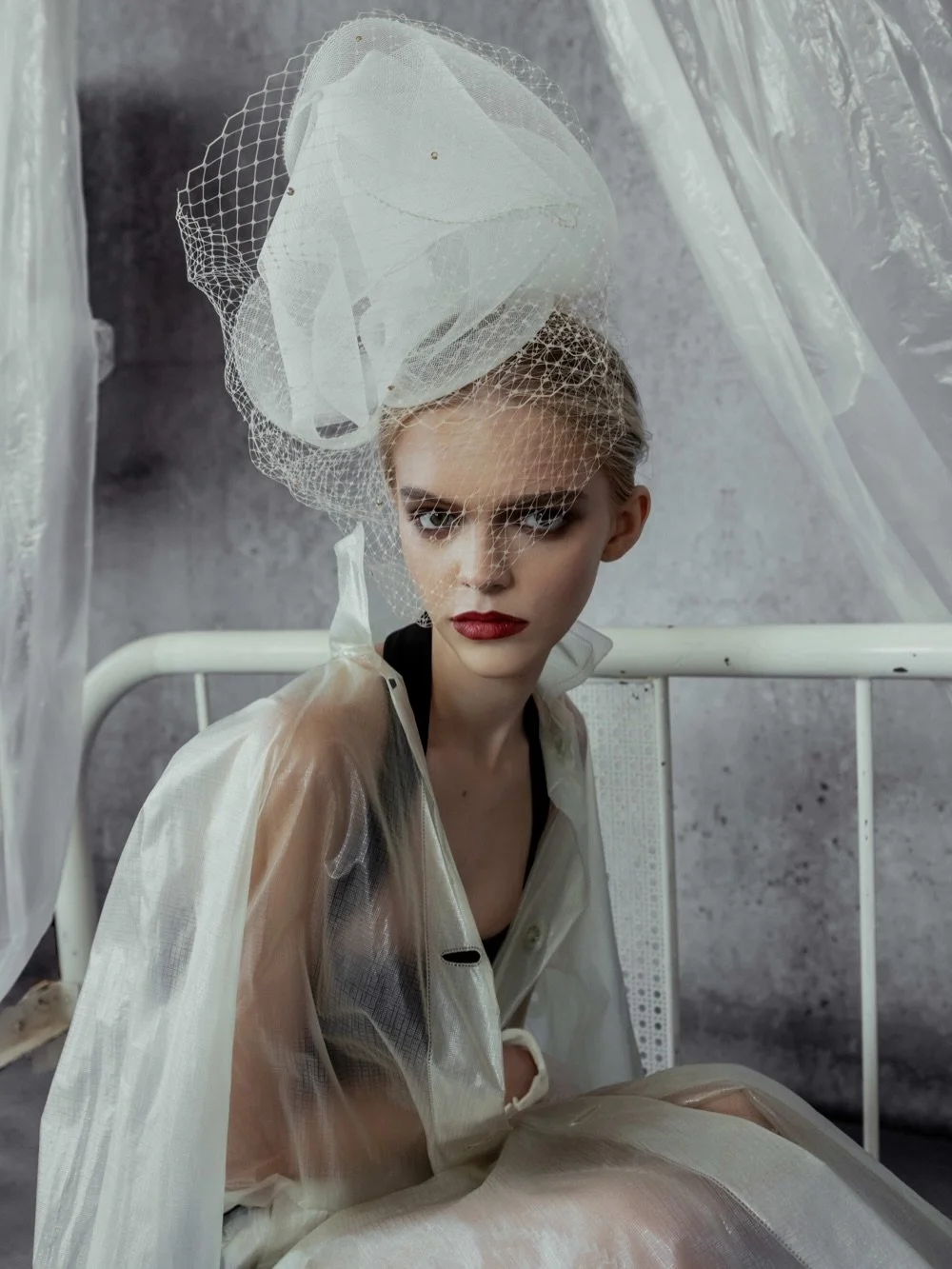 She&rsquo;s cookin&rsquo;. 🔥 

Photographer @emmaleerathsam 
Model @mckenna_whittlesey 
Milliner @aminahood 
Makeup @shanelisemua 
Hair @mckenna_whittlesey 
Stylist @emmaleerathsam 
Agency @voicesandmodels 
Clothing @shop_clairvaux, Rio Halter Top I