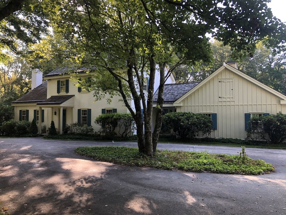 farmhouse exterior.JPG