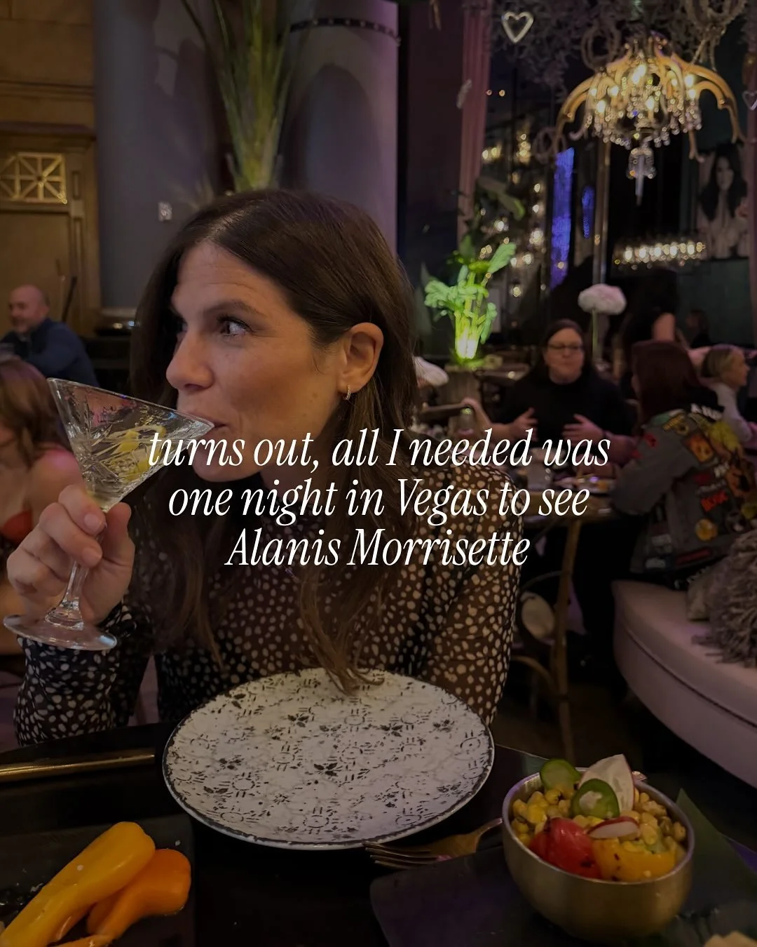 Turns out, all I needed was a little bang trim and the heirloom tomato hand soap from @flamingo_estate.

Joy triggers and life lately. 

This was supposed to be hyper local, but when Vegas calls&hellip;

#marinlocal #jetset #marinrealtor #wellnessrea