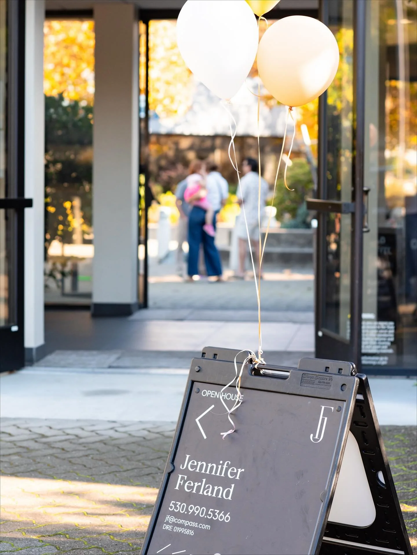 💫3rd Annual Client Appreciation Photo Shoot! 📸

It was a gorgeous day to see so many beautiful faces and families! Great food, fun catch-ups, and new additions.☀️🌮👶🏻

Thanks to everyone who made it out last weekend, this is one of my favorite ev