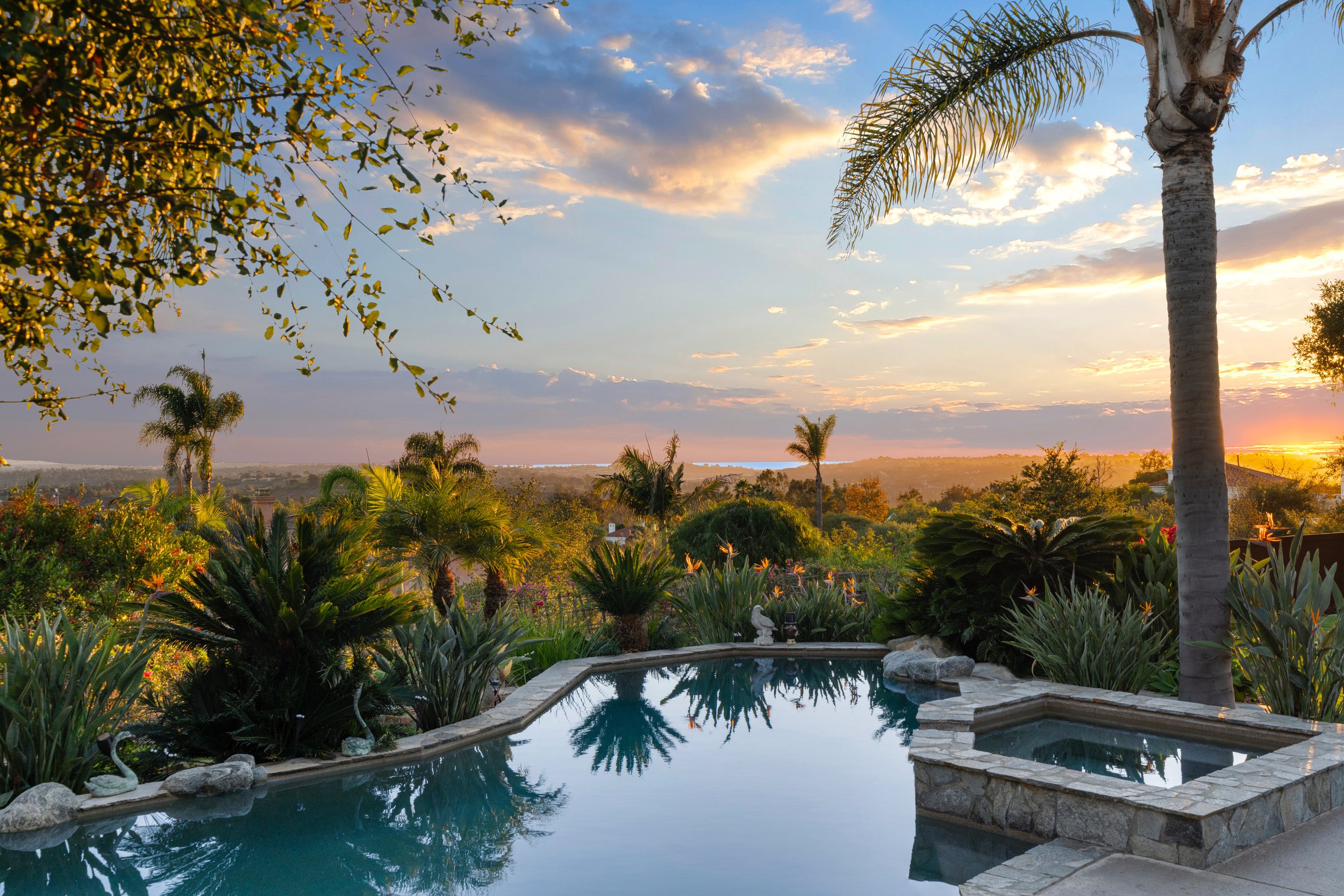 5 - Backyard - High Res - 00010.jpg