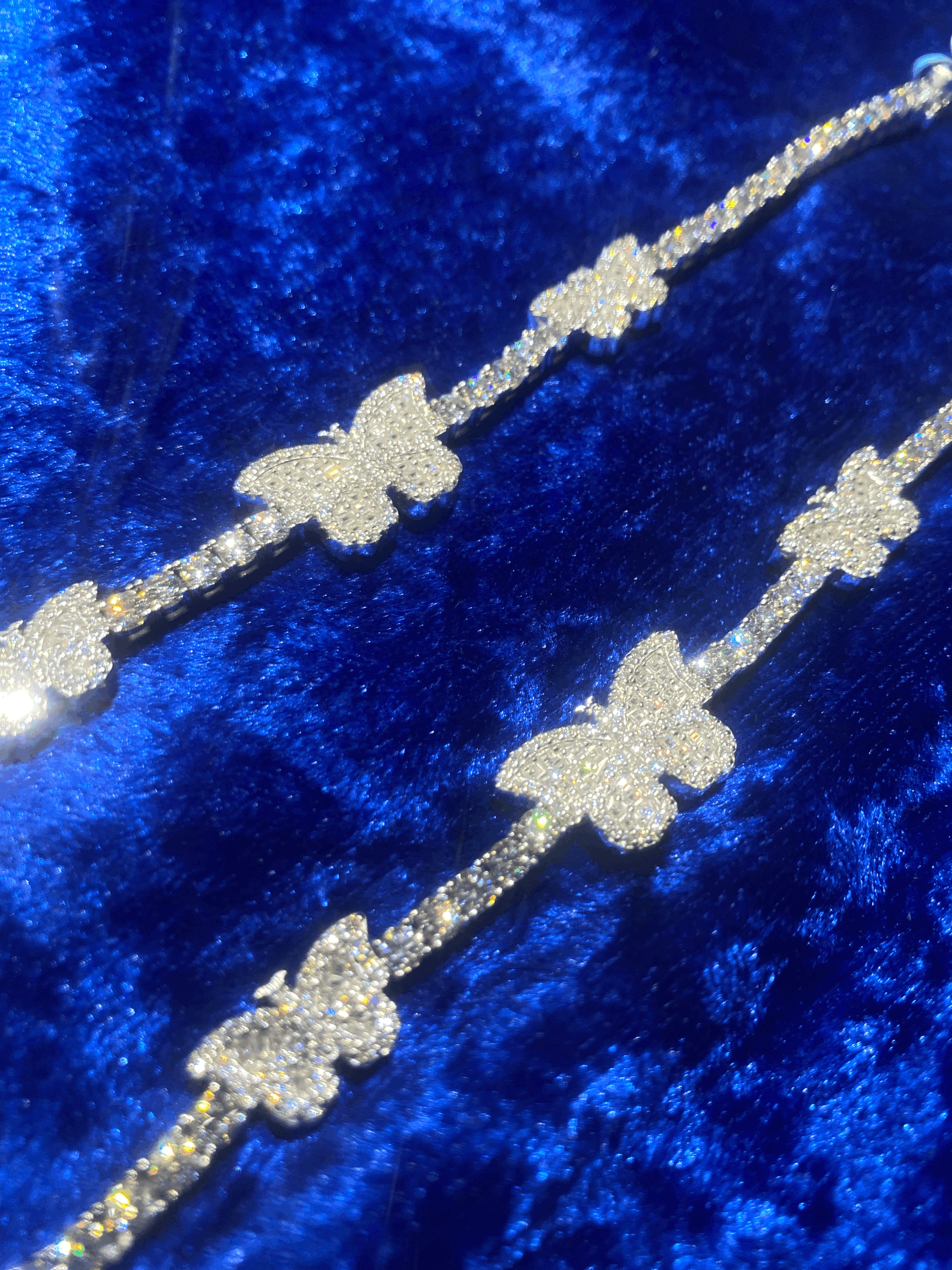 BUTTERFLY TENNIS BRACELET VVS CLARITY 14K WHITE GOLD