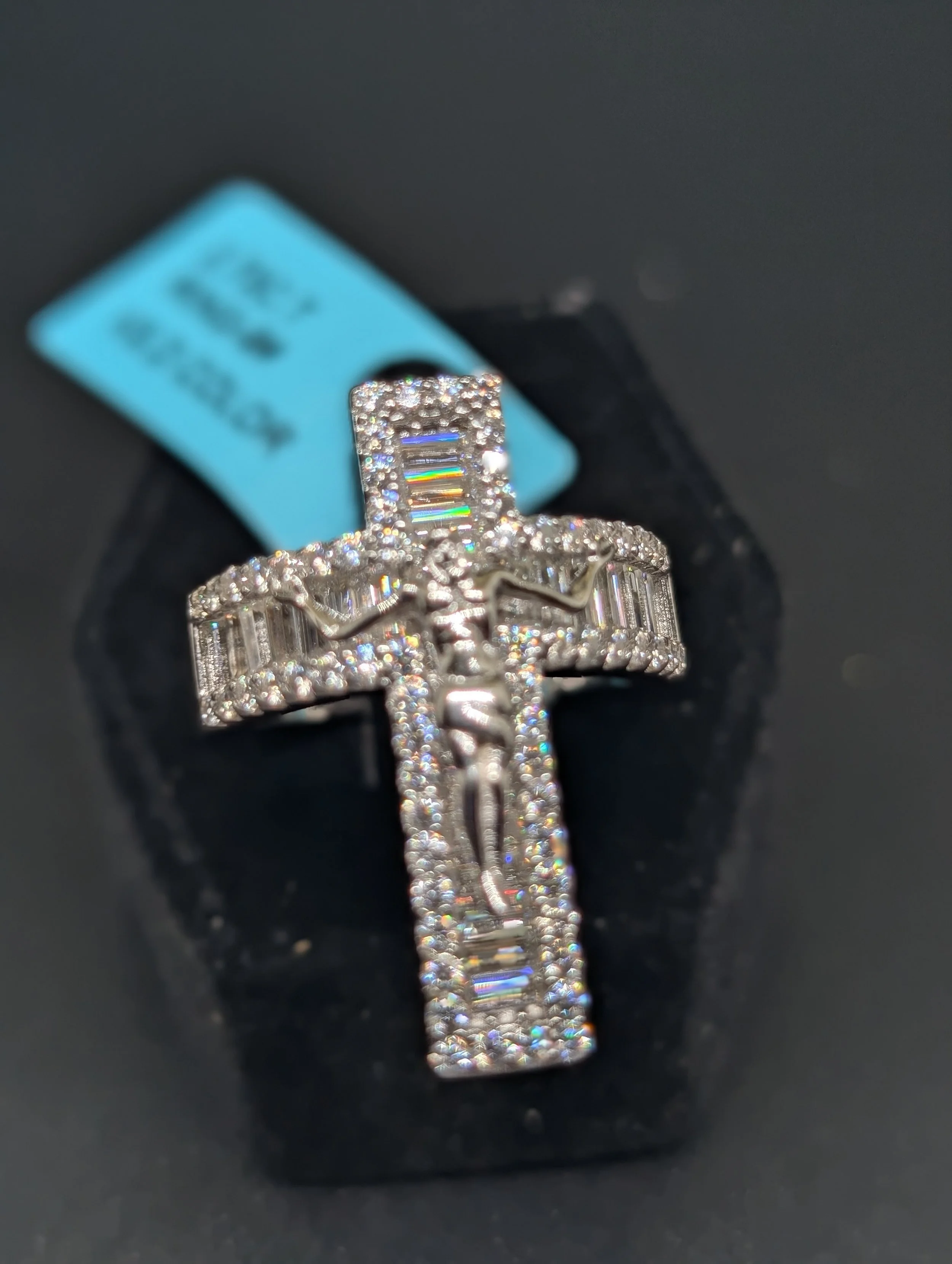 Vvs Moissanite Crusifix 14k white Gold