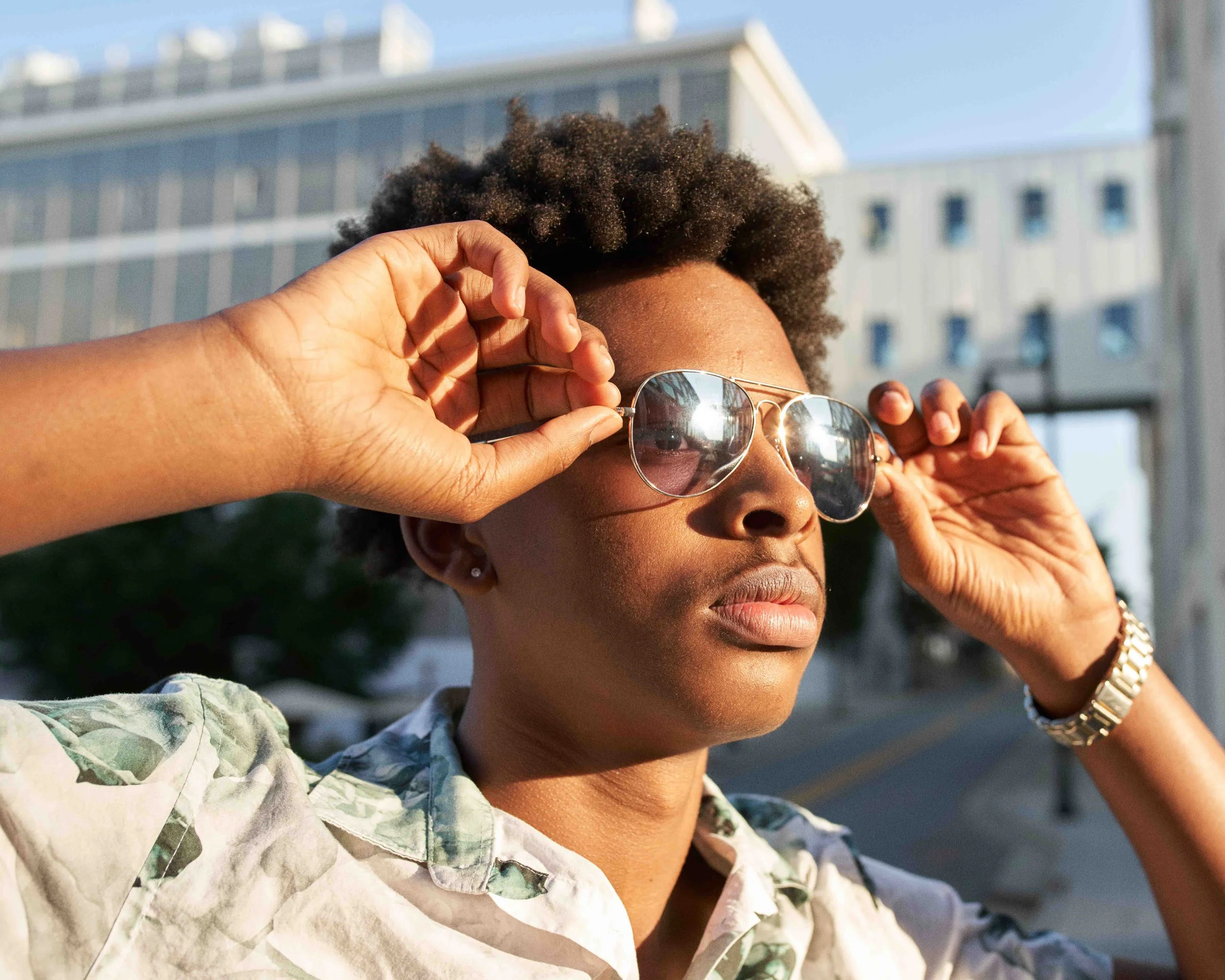 sun glasses-golden-hour-male-lifestyle-11.jpg