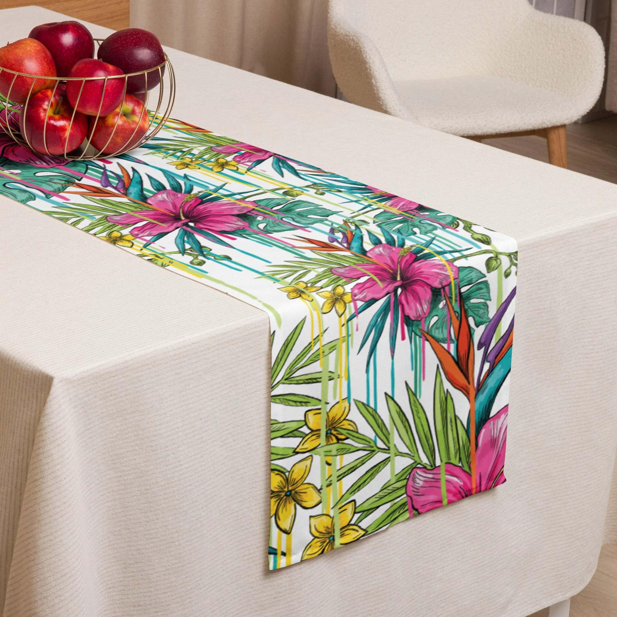 table-runner-white-front-65b1ea2323539.jpg