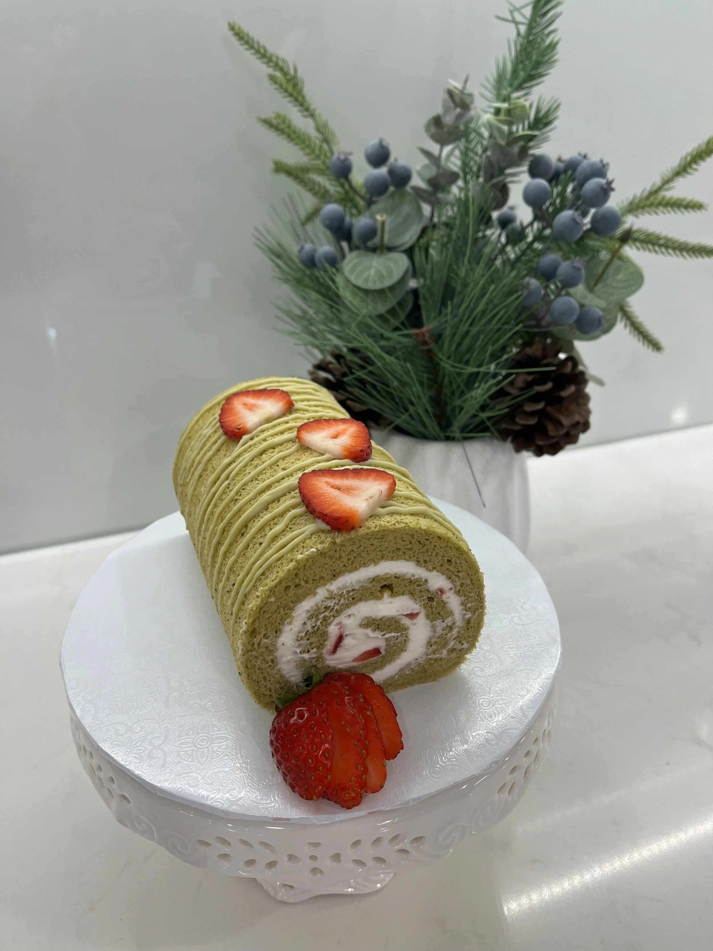 Matcha Strawberry Roll Cake baking class