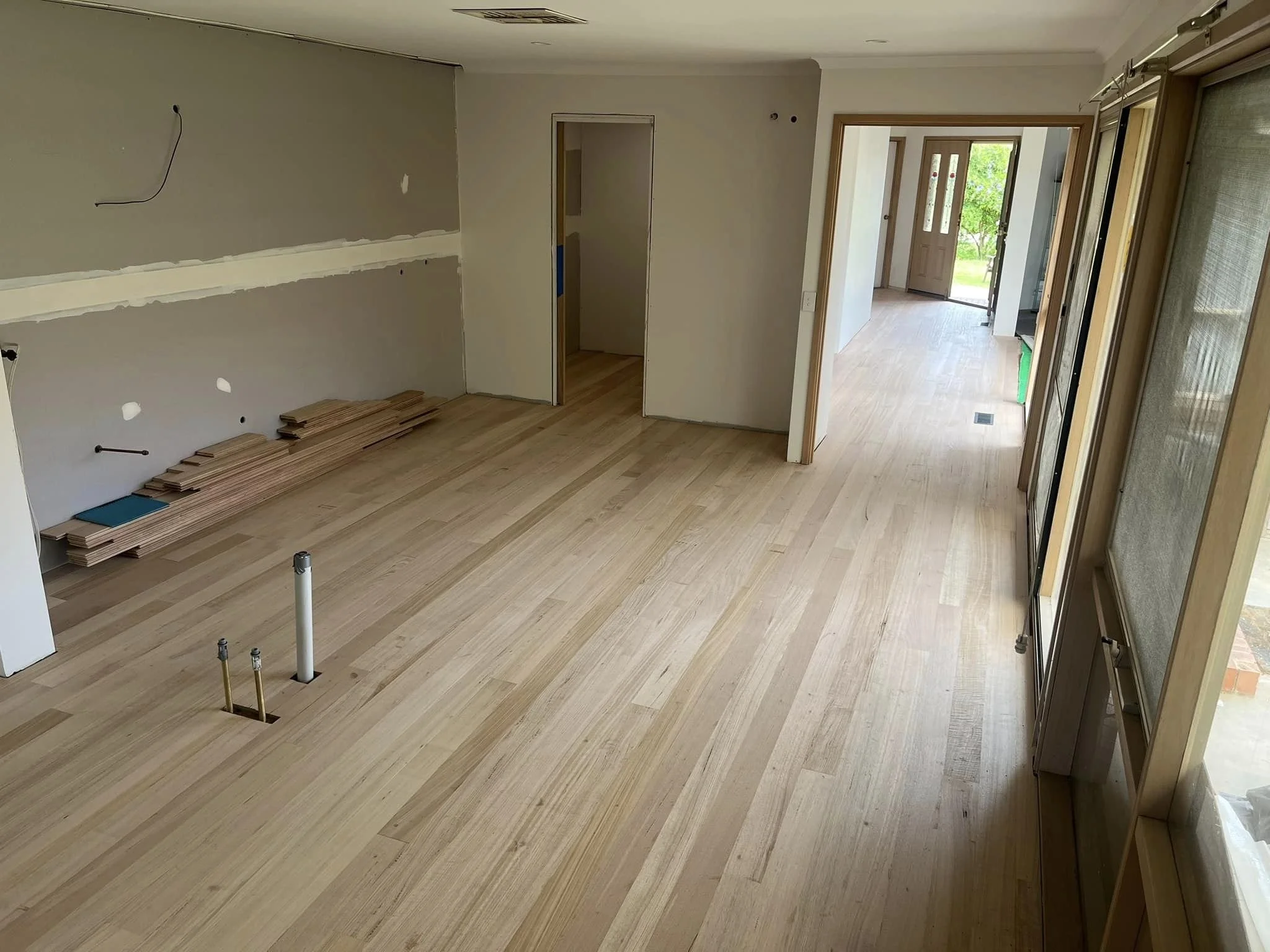 Solid Timber 3.jpg