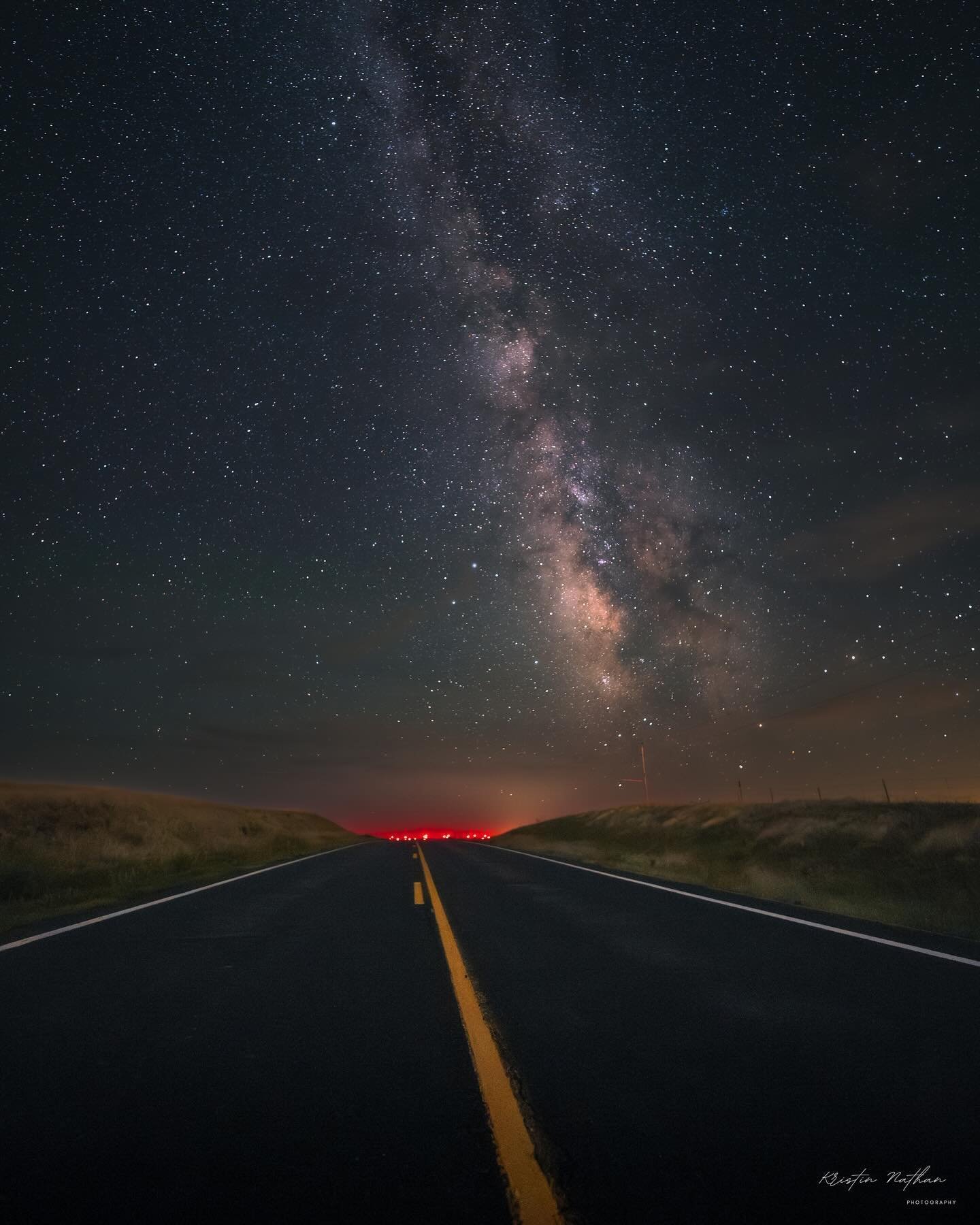 Here is another image from my night in Eastern Colorado! 

#astrophotography #nightskyphotography #nightsky #milkyway #milkywaychasers #darkdeserthighway #sonyalphafemale #colorado