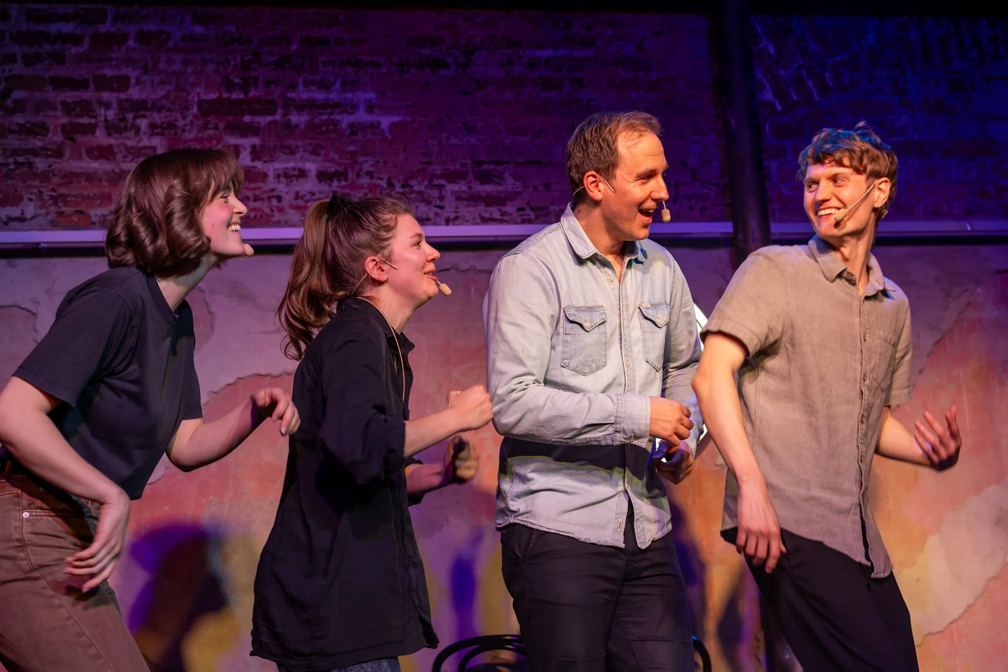 Hjalmar Hardestam arbetar med impro, improvisationsteater och improv comedy i göteborg sthlm stockholm