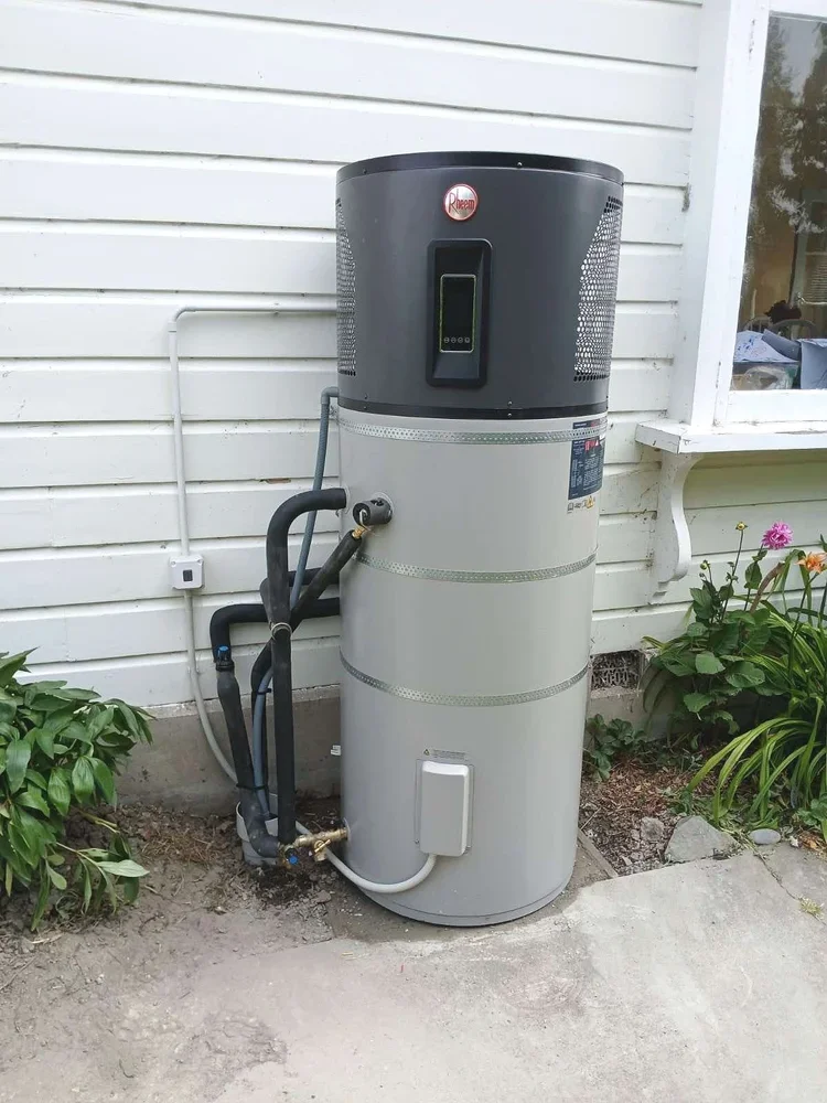 How much does it cost to replace a hot water cylinder?