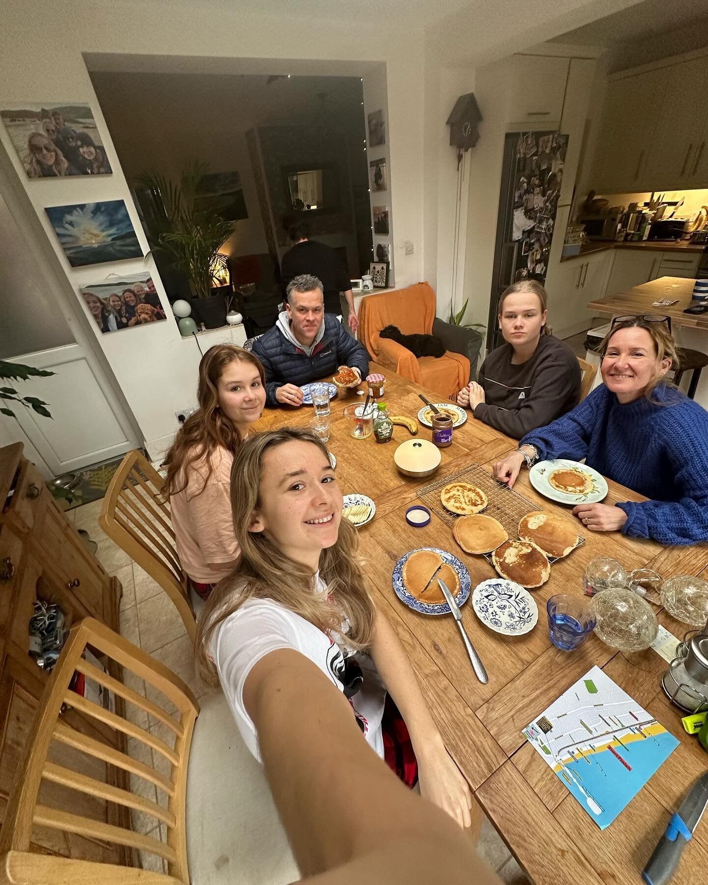 Is it ok to have cancer and be a happy little home hermit ? Discuss&hellip;.

Been pondering this question recently 
Have come up with a resounding big fat YES &hellip;..

Not ALL the time, but a considerable amount of the time&hellip;&hellip;yes

I&