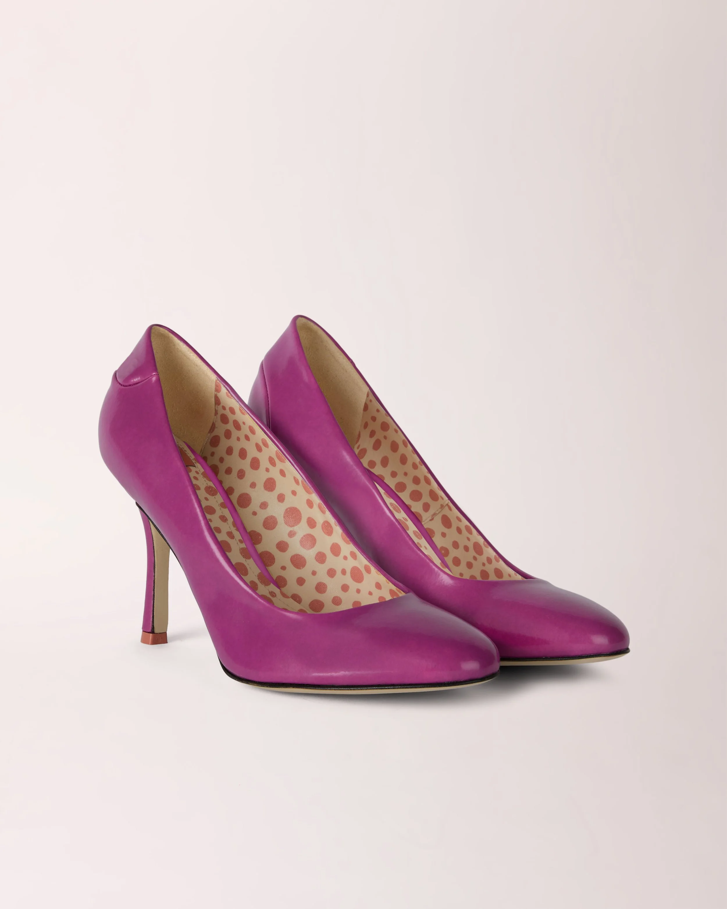 Classic Cheeletto Pump in purple matte leather, front view — luxury handcrafted heels by Cheetah Stories