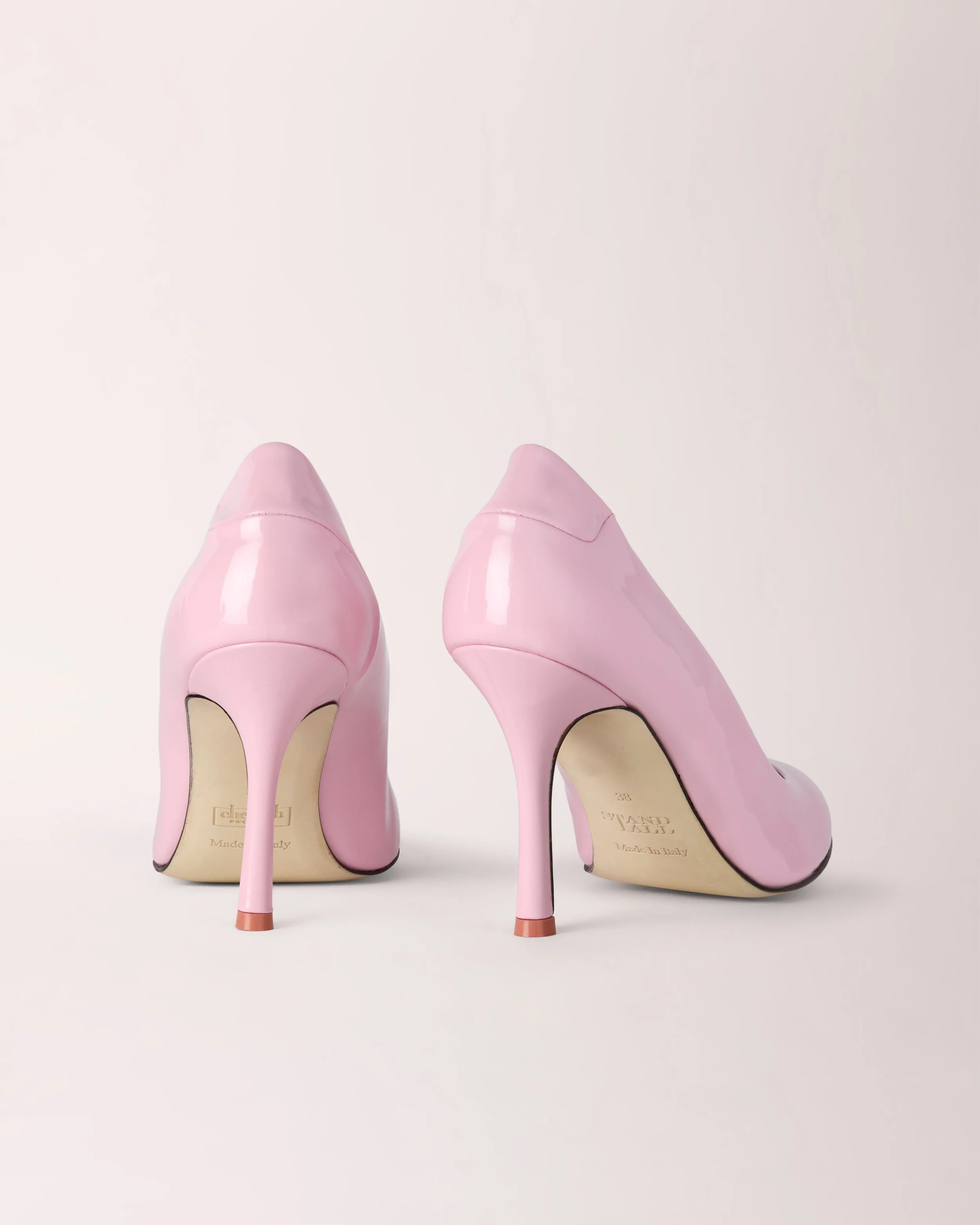 Classic Cheeletto pump | patent | Candy
